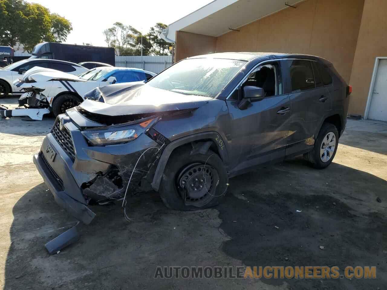 2T3F1RFVXNW262061 TOYOTA RAV4 2022