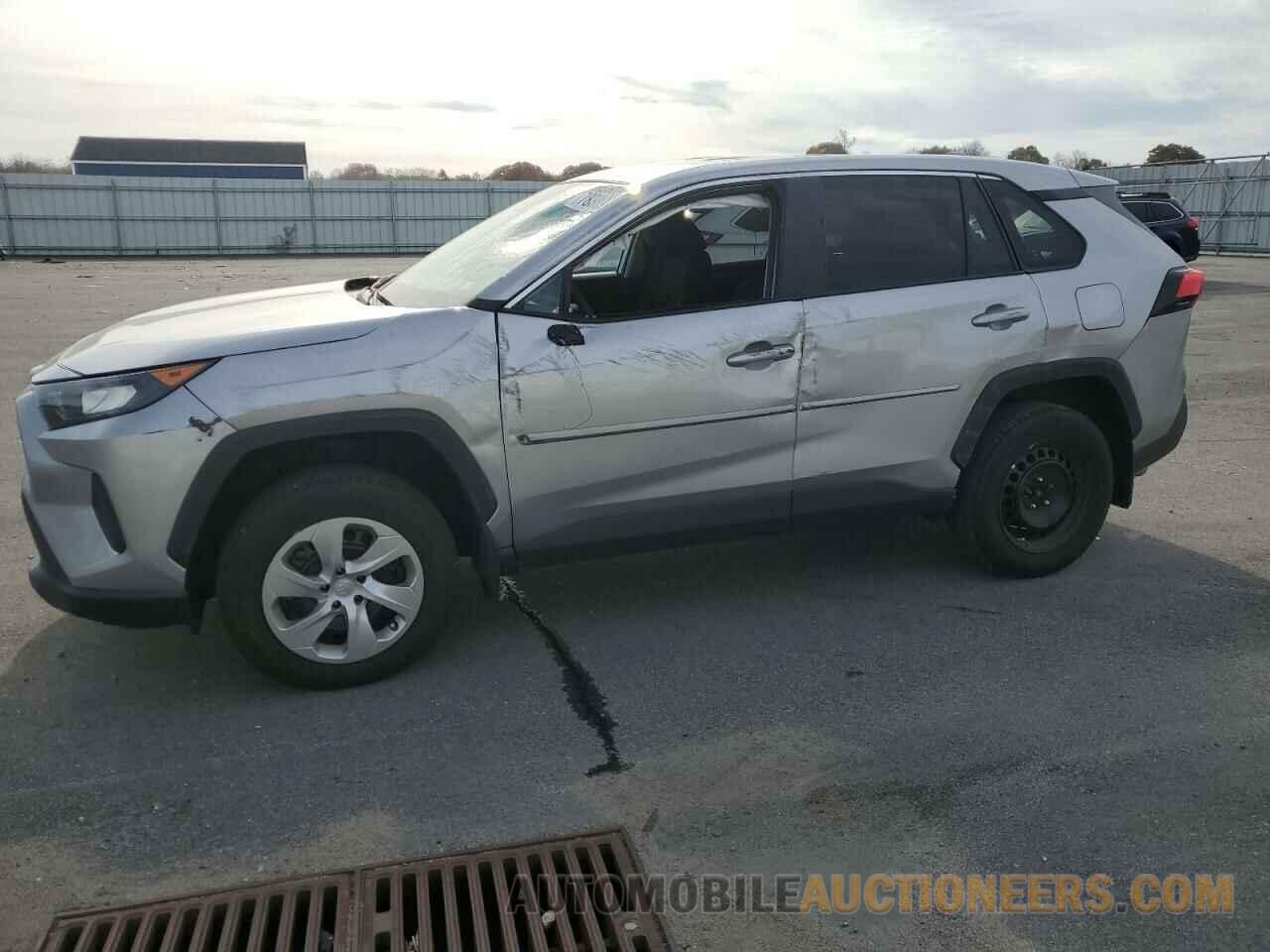 2T3G1RFV1NC304185 TOYOTA RAV4 2022