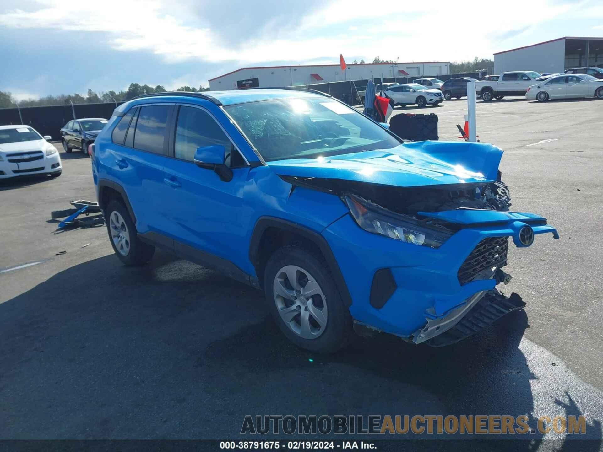 2T3G1RFV3LC138071 TOYOTA RAV4 2020