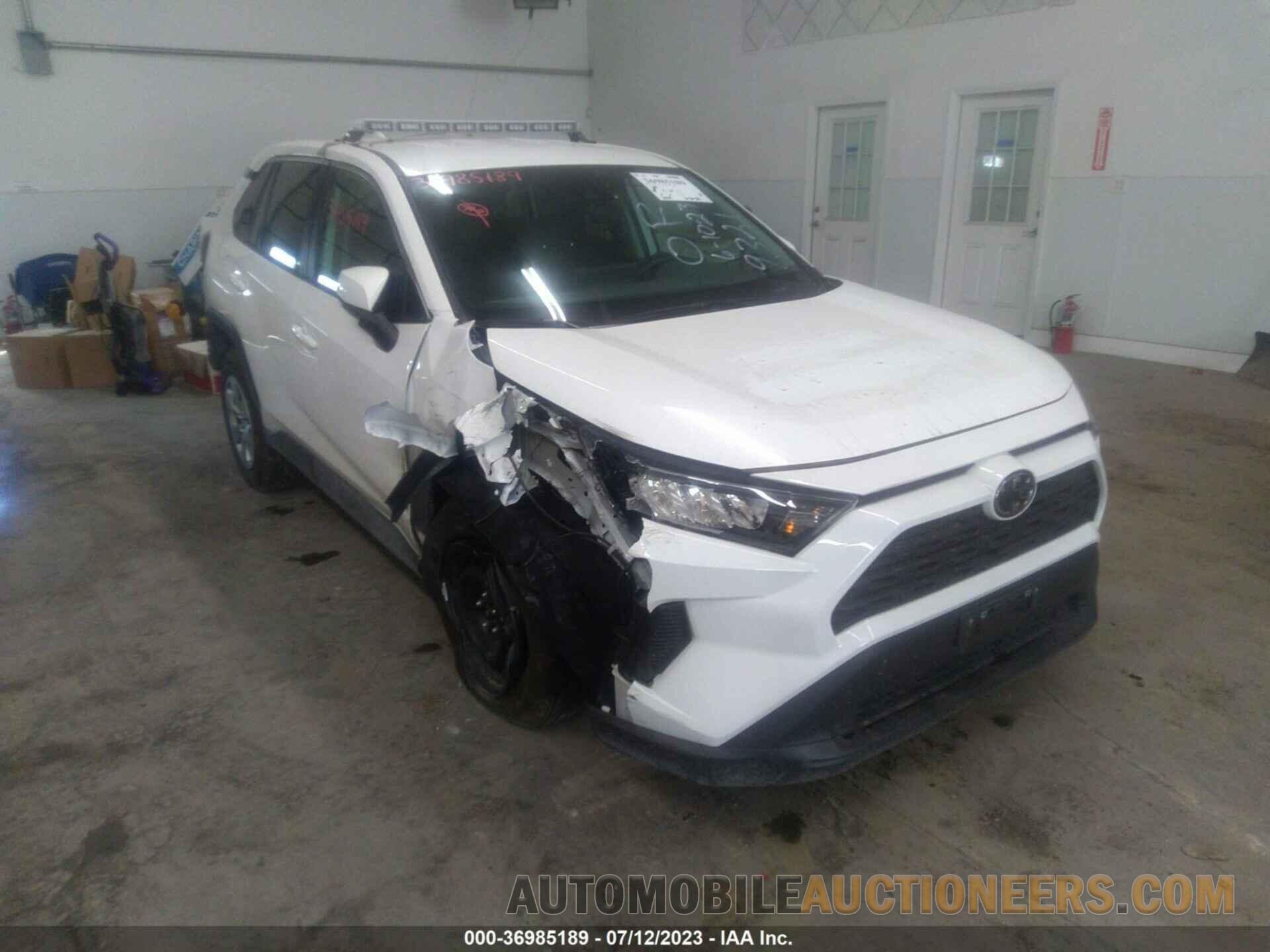 2T3G1RFV6NW269321 TOYOTA RAV4 2022