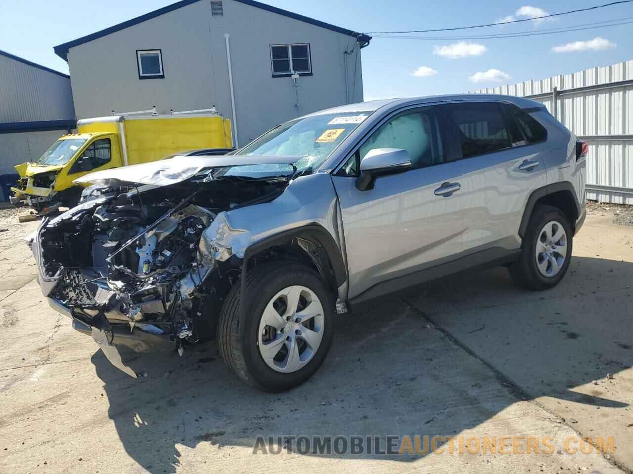 2T3G1RFV9RW465775 TOYOTA RAV4 2024