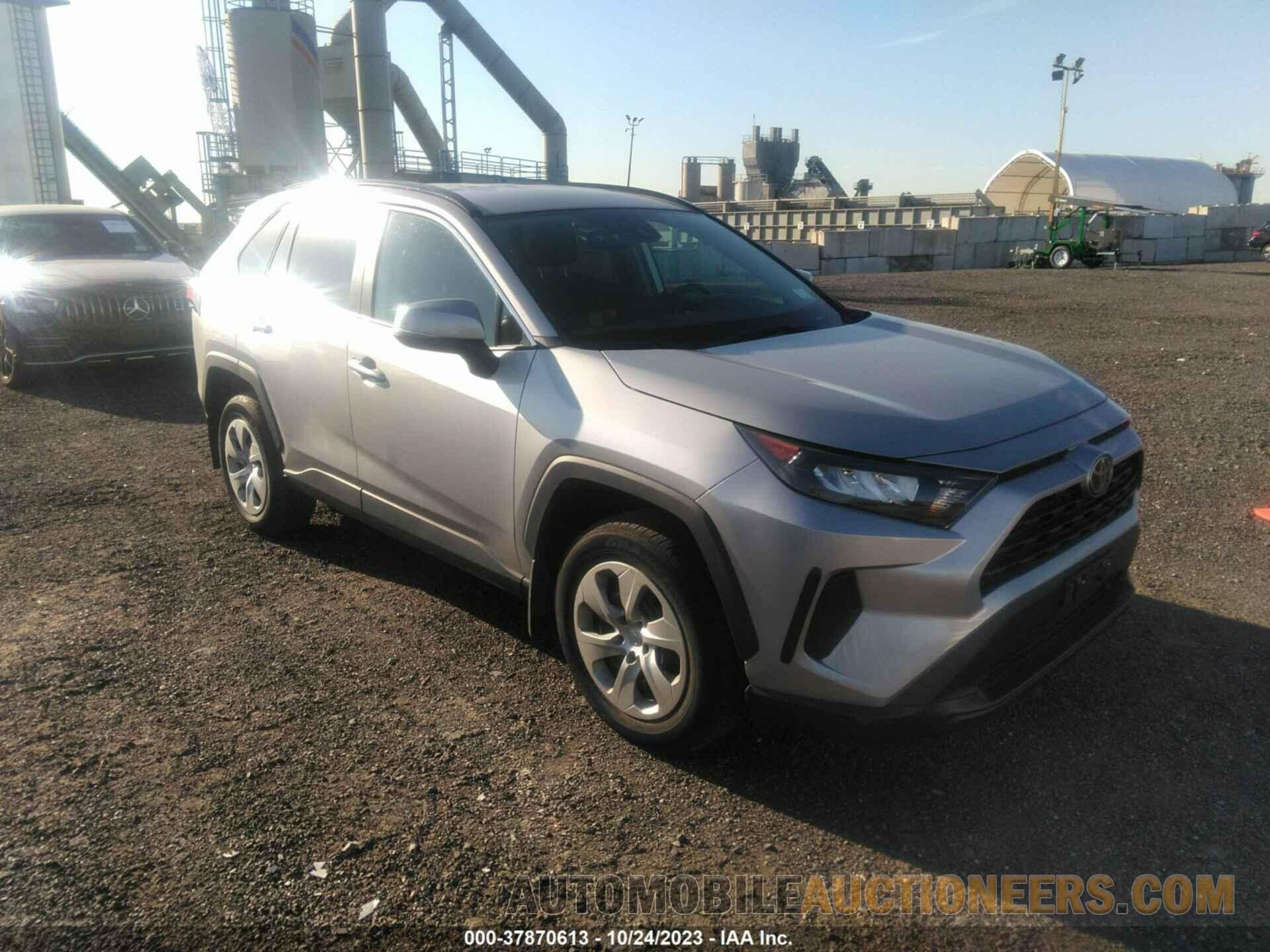 2T3G1RFVXMW156745 TOYOTA RAV4 2021