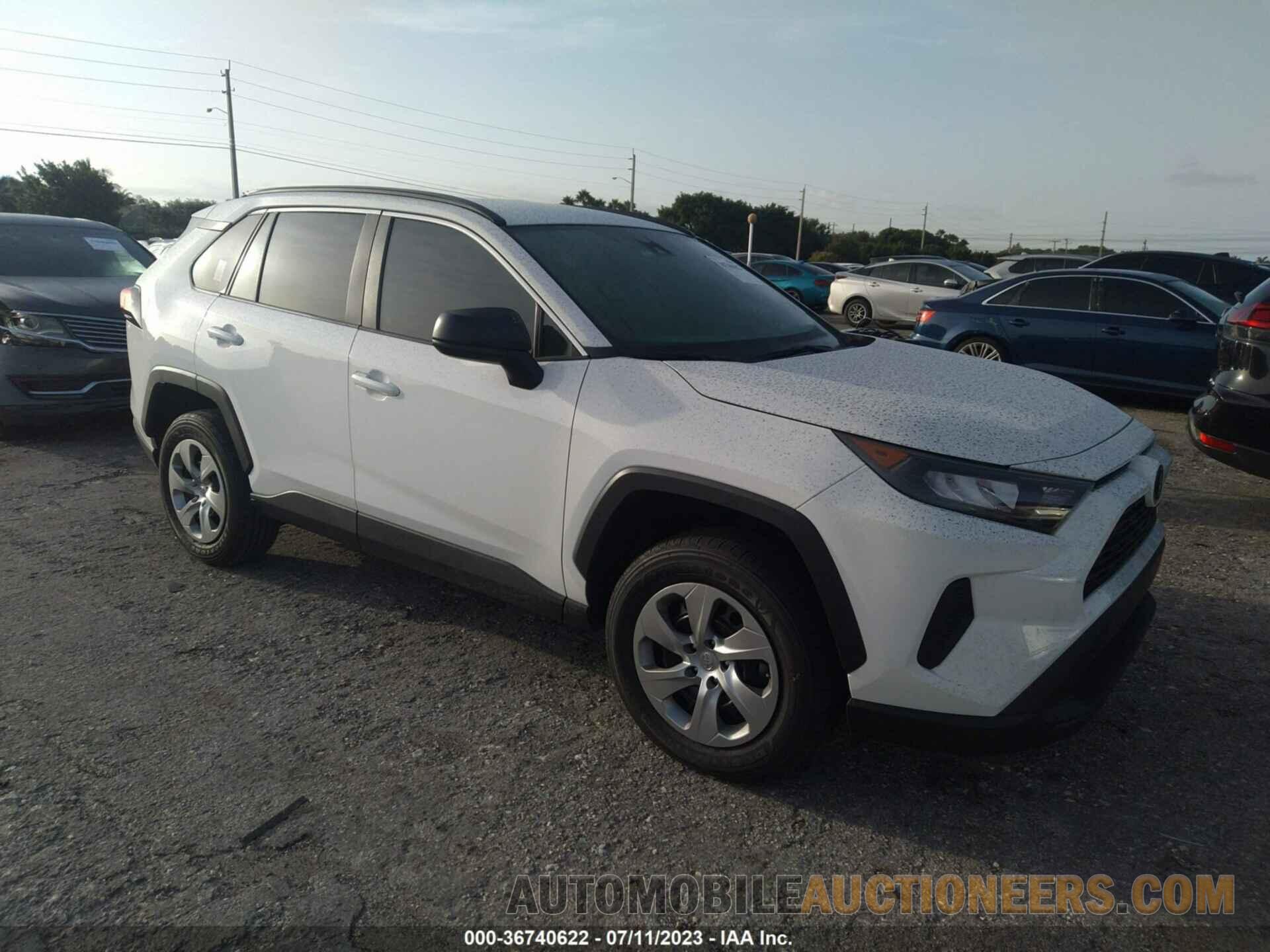 2T3H1RFV2MC130646 TOYOTA RAV4 2021