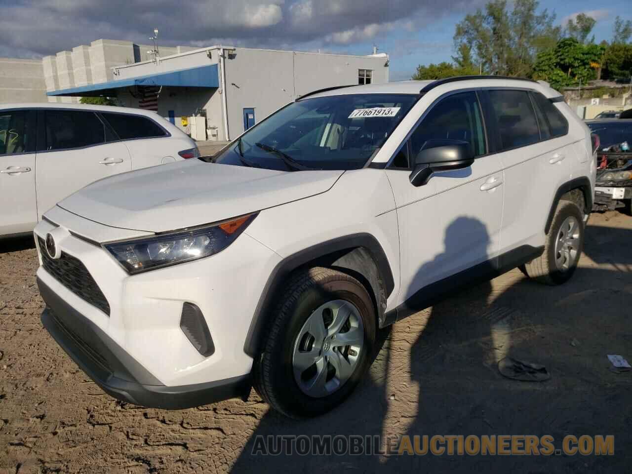 2T3H1RFV3KW050137 TOYOTA RAV4 2019