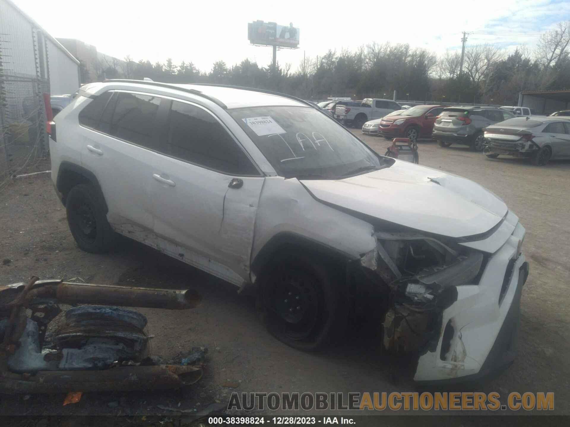 2T3H1RFV3LC056300 TOYOTA RAV4 2020