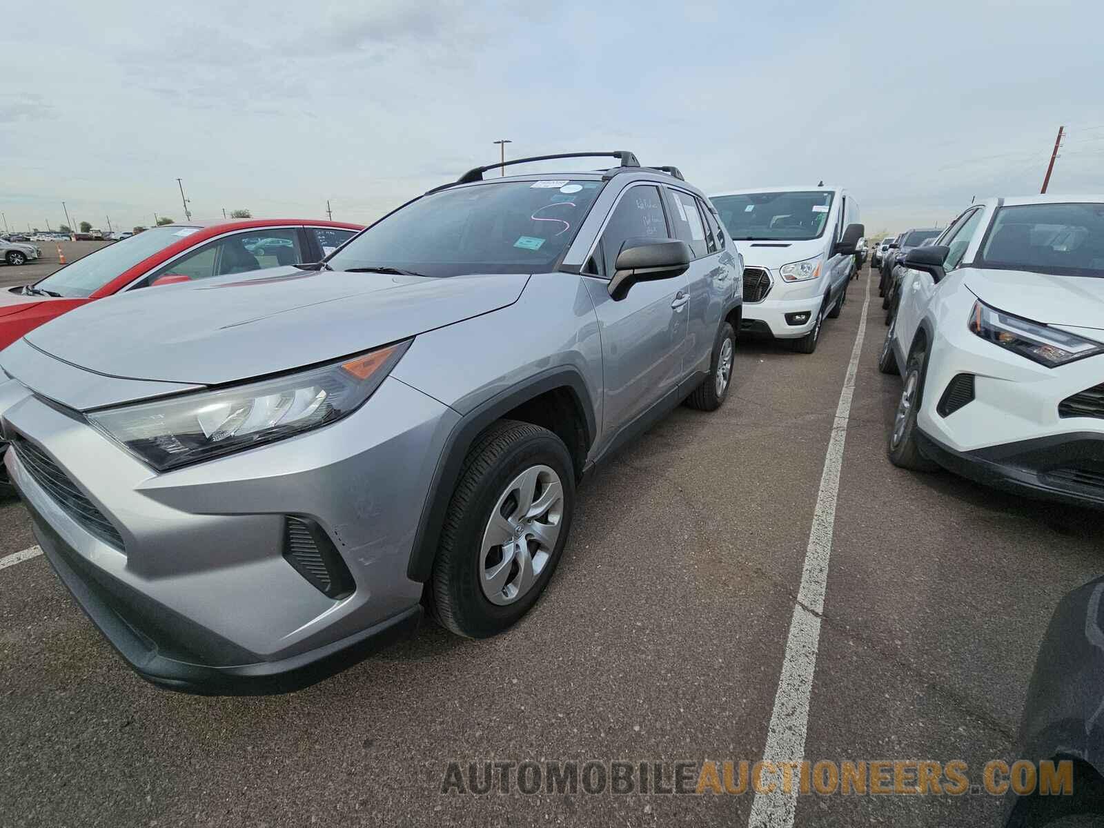 2T3H1RFV4KC025068 Toyota RAV4 2019