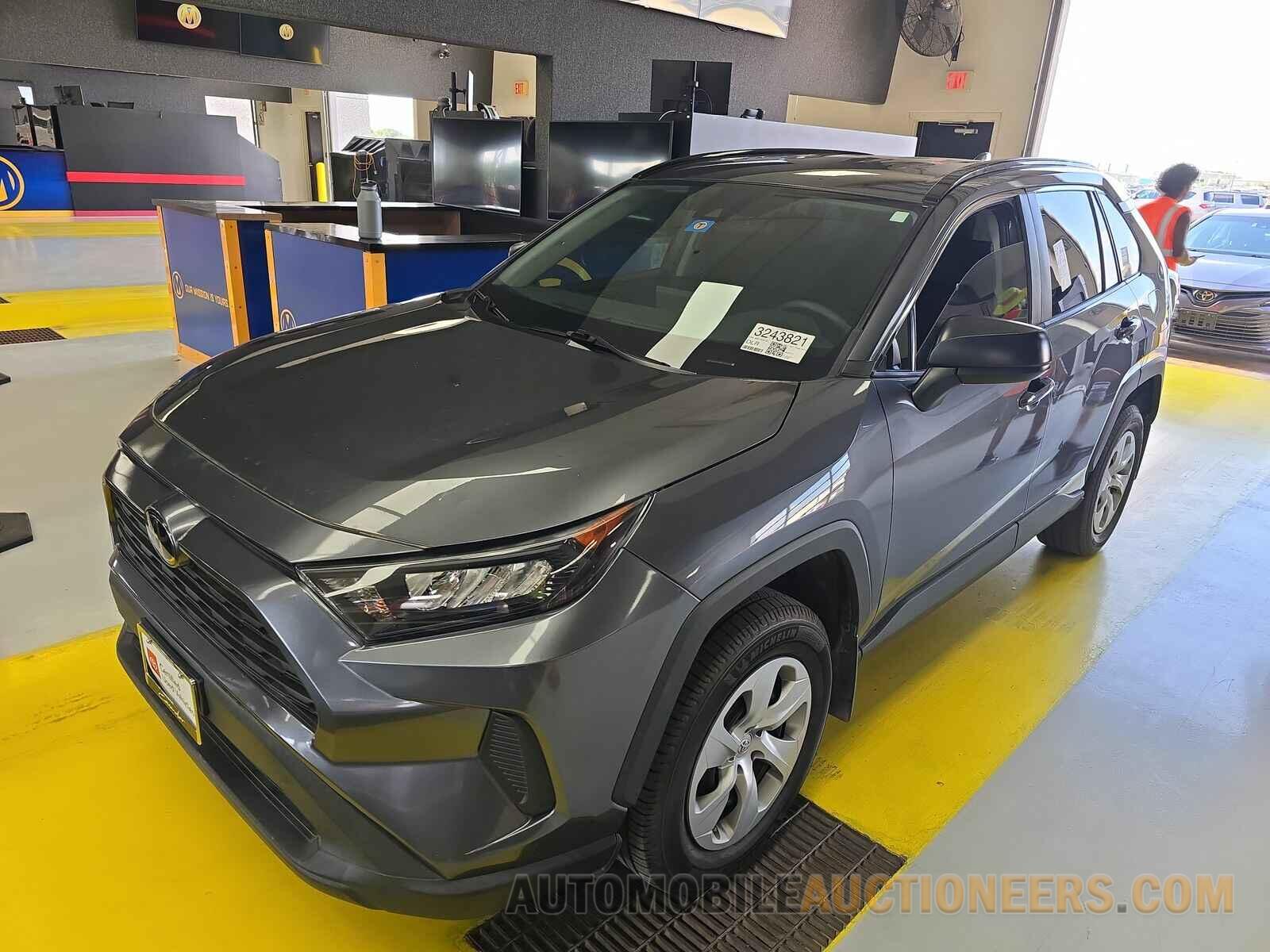 2T3H1RFV5MC120418 Toyota RAV4 2021