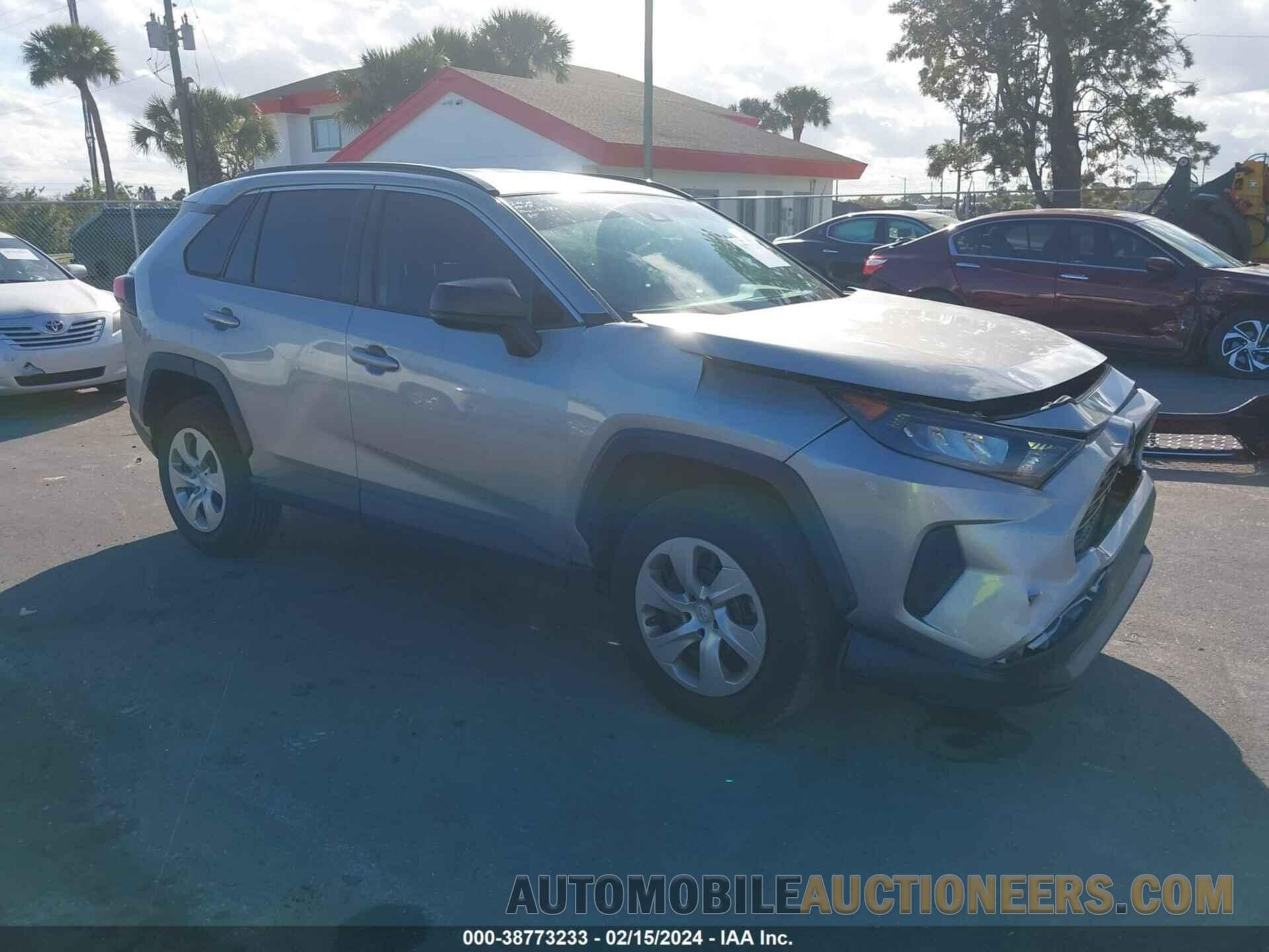 2T3H1RFV6KW026902 TOYOTA RAV4 2019