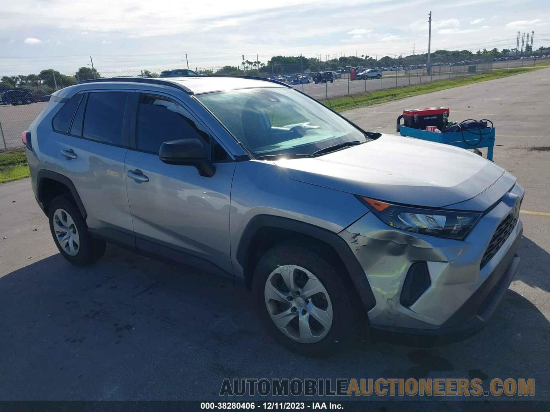 2T3H1RFV7MC151556 TOYOTA RAV4 2021