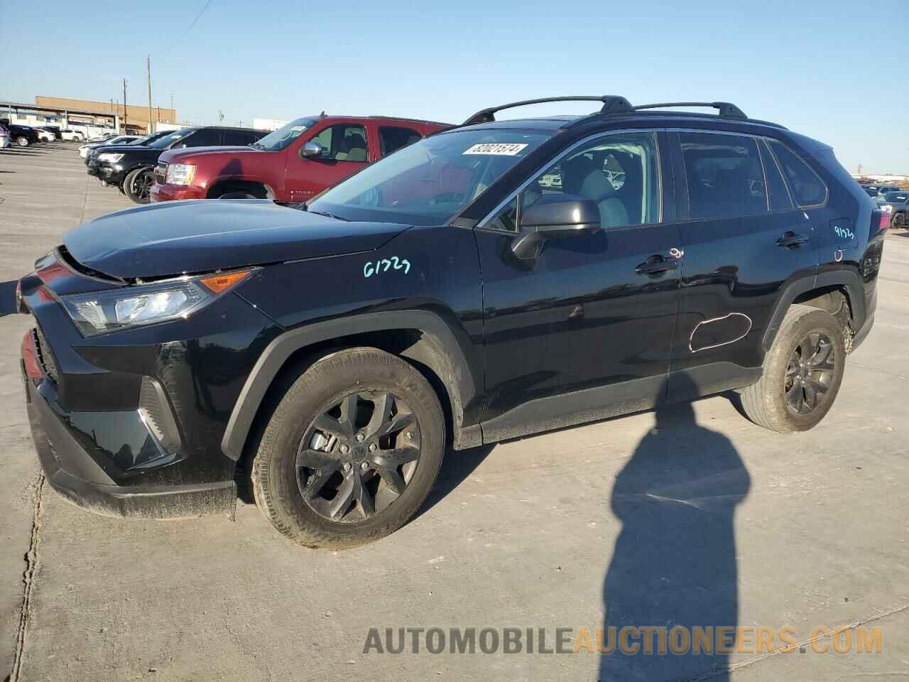 2T3H1RFV7MC165585 TOYOTA RAV4 2021