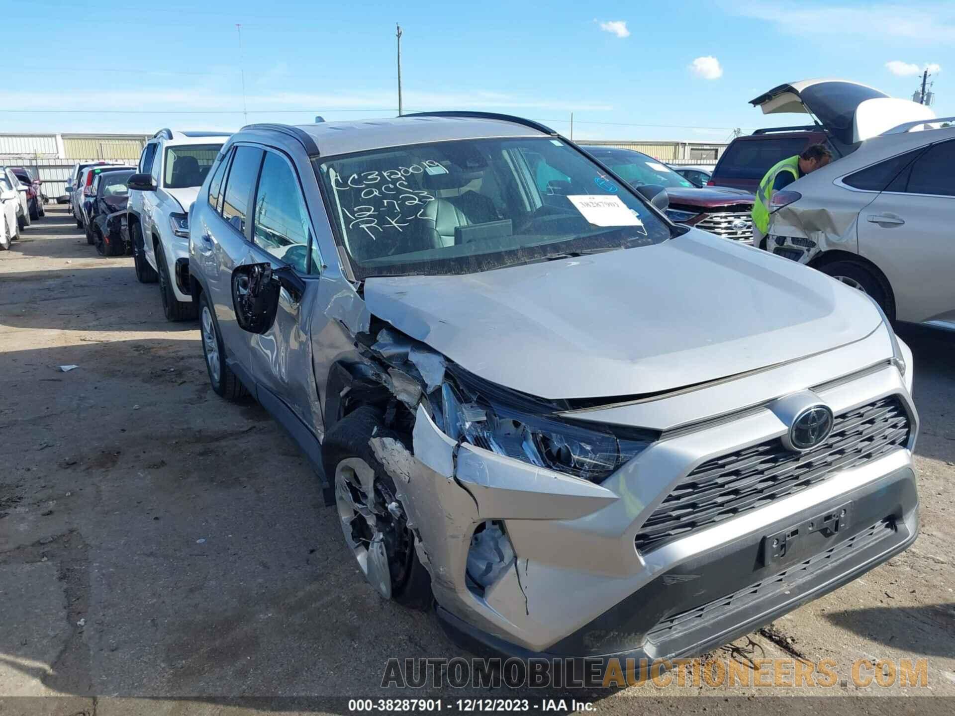 2T3H1RFV8KW052966 TOYOTA RAV4 2019