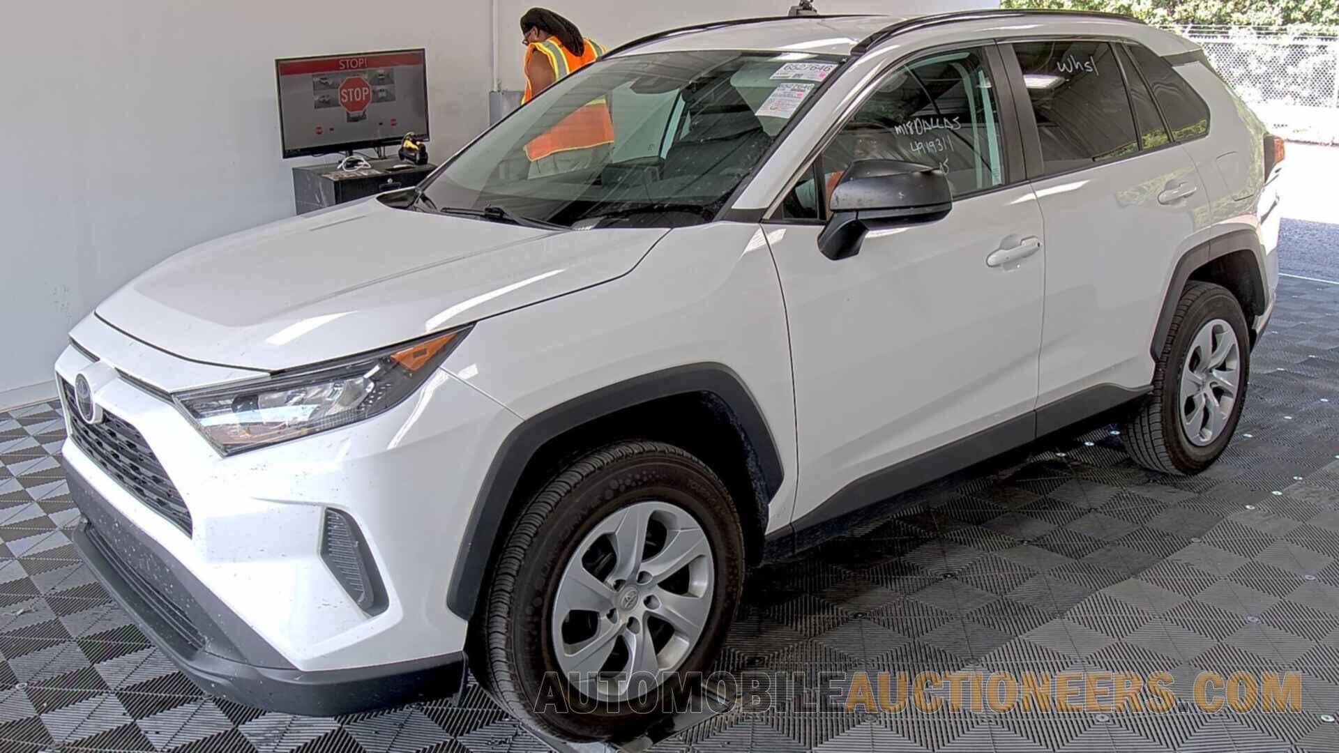 2T3H1RFV8LW090960 Toyota RAV4 2020