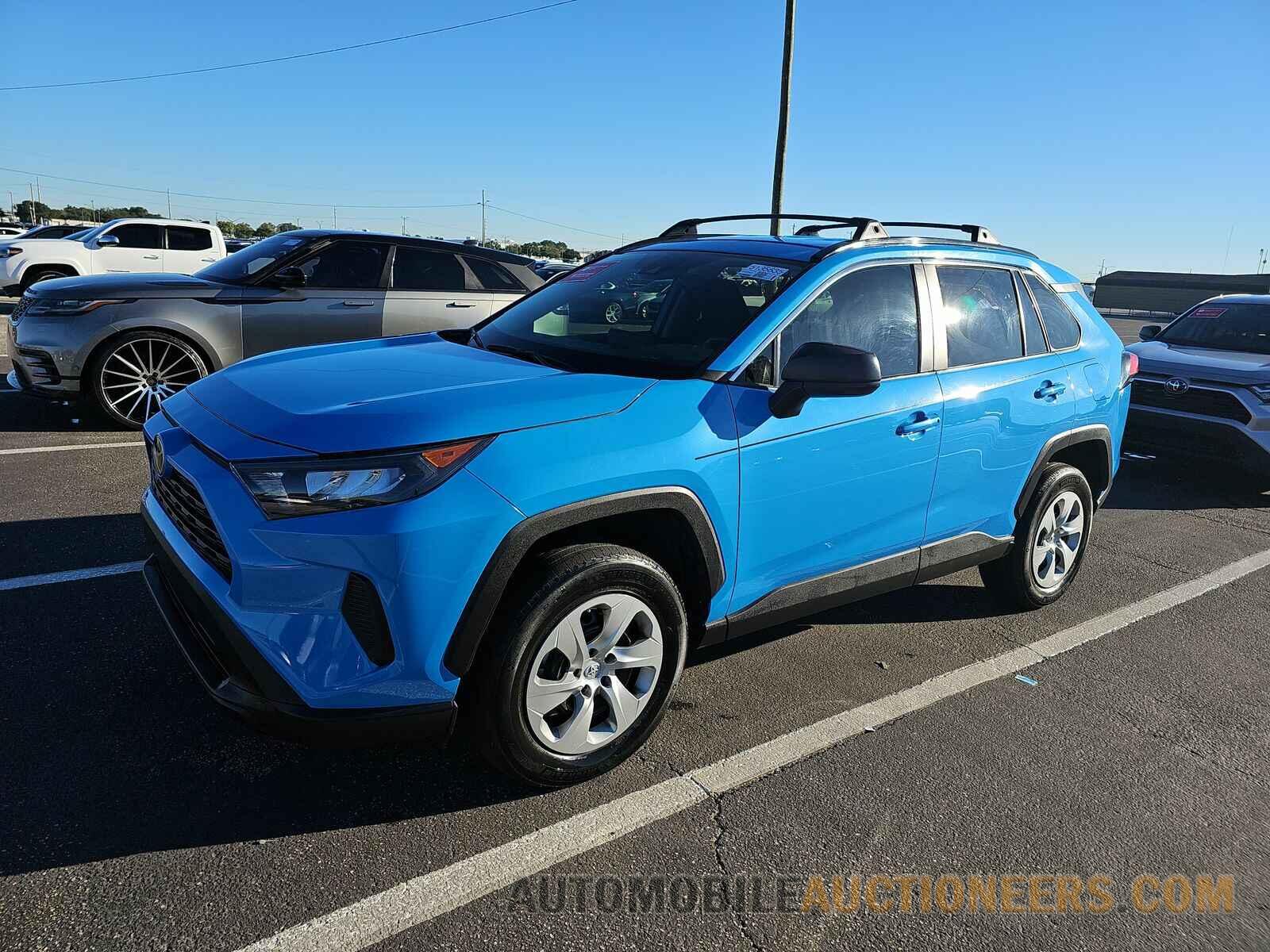 2T3H1RFV9KW049008 Toyota RAV4 2019