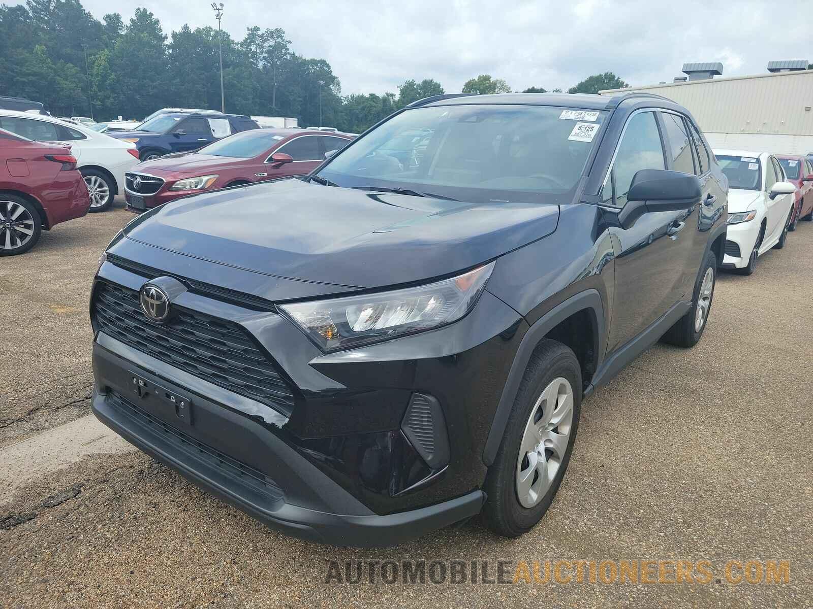 2T3H1RFVXMW153137 Toyota RAV4 2021