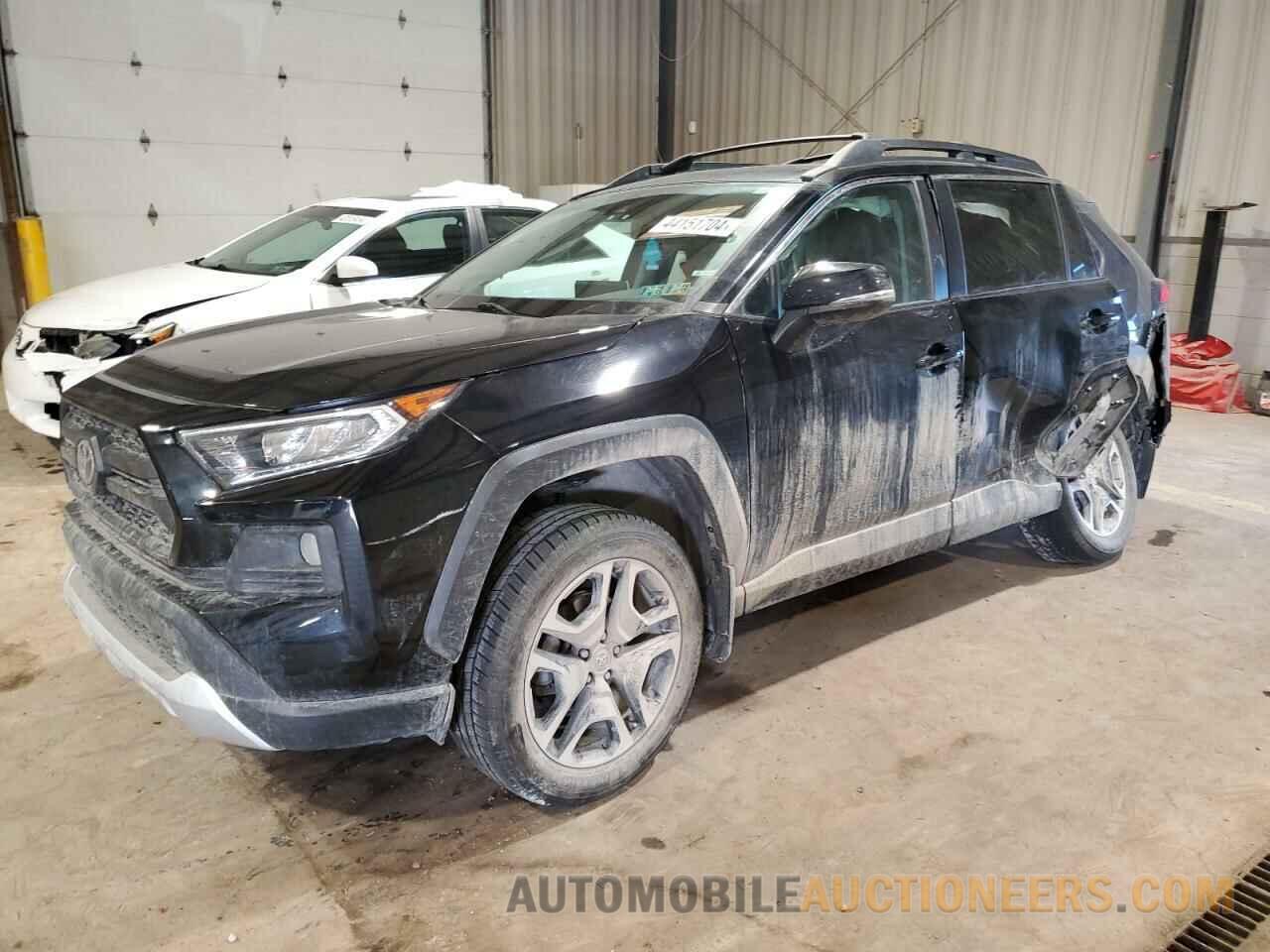 2T3J1RFV0KW004234 TOYOTA RAV4 2019