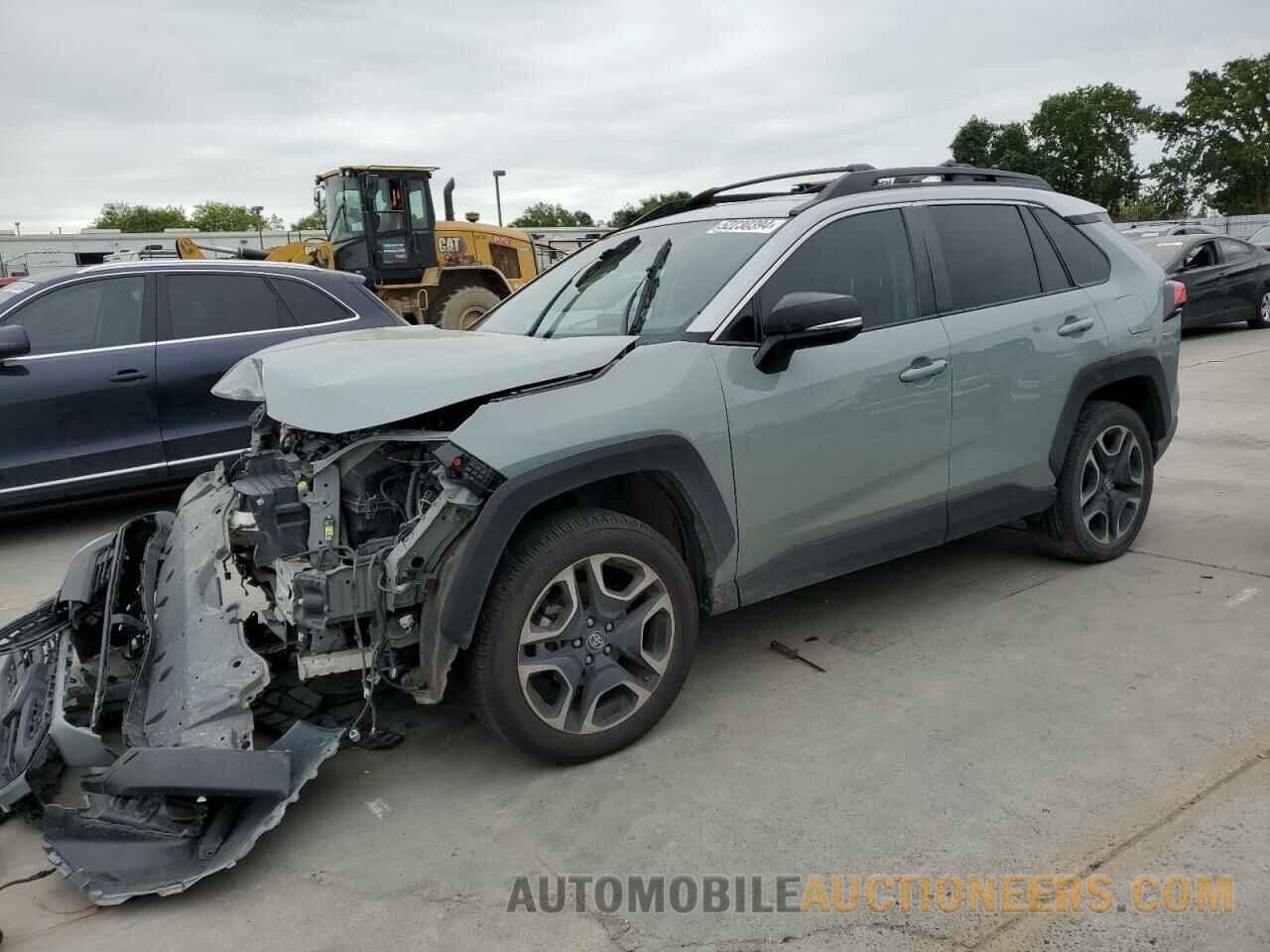 2T3J1RFV0KW014410 TOYOTA RAV4 2019