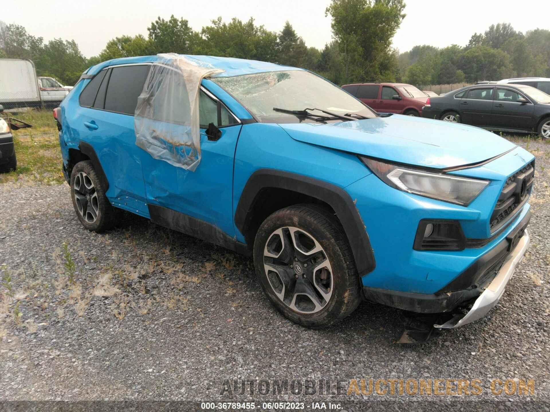 2T3J1RFV0LC083214 TOYOTA RAV4 2020