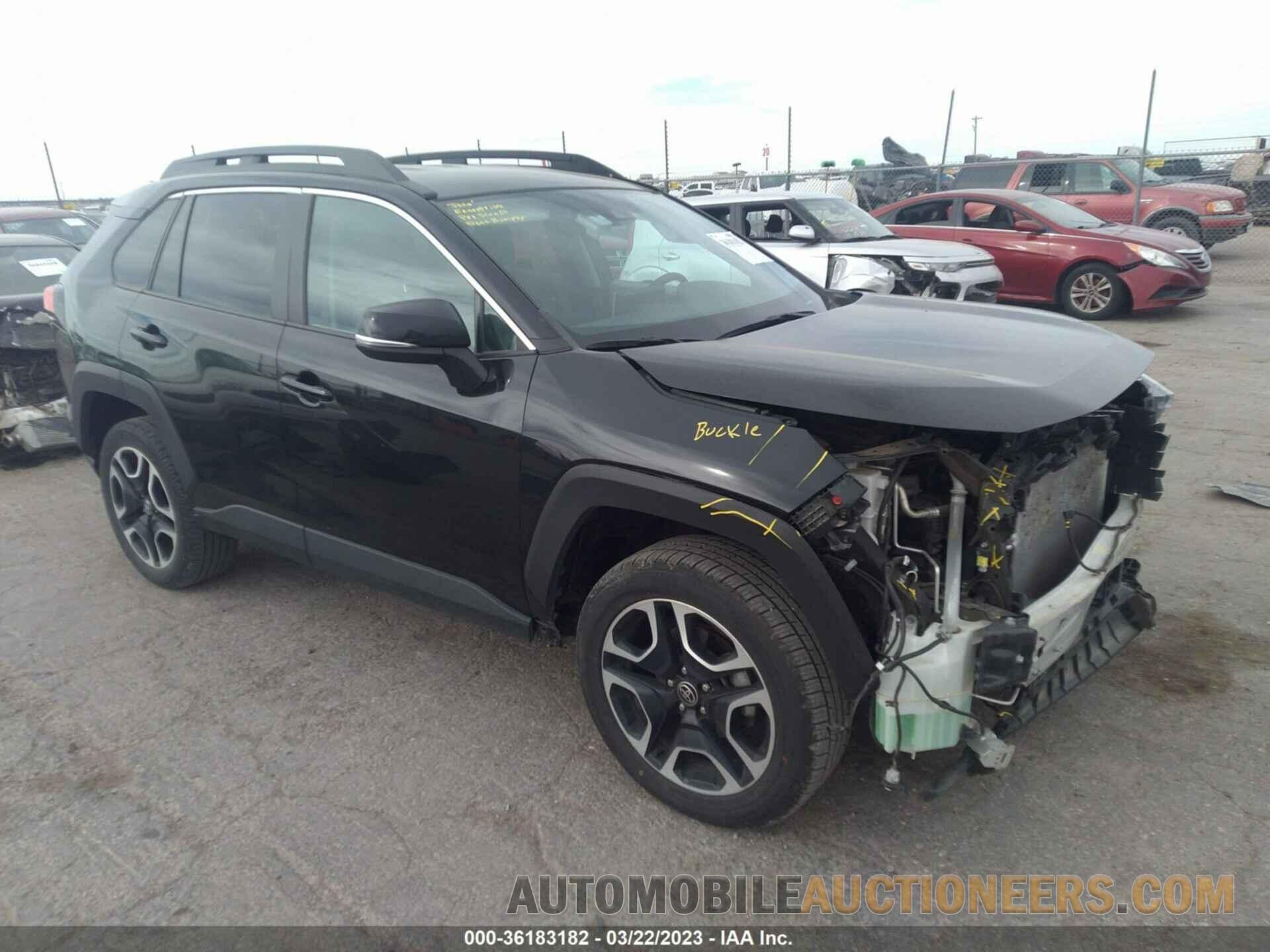 2T3J1RFV0MW219423 TOYOTA RAV4 2021