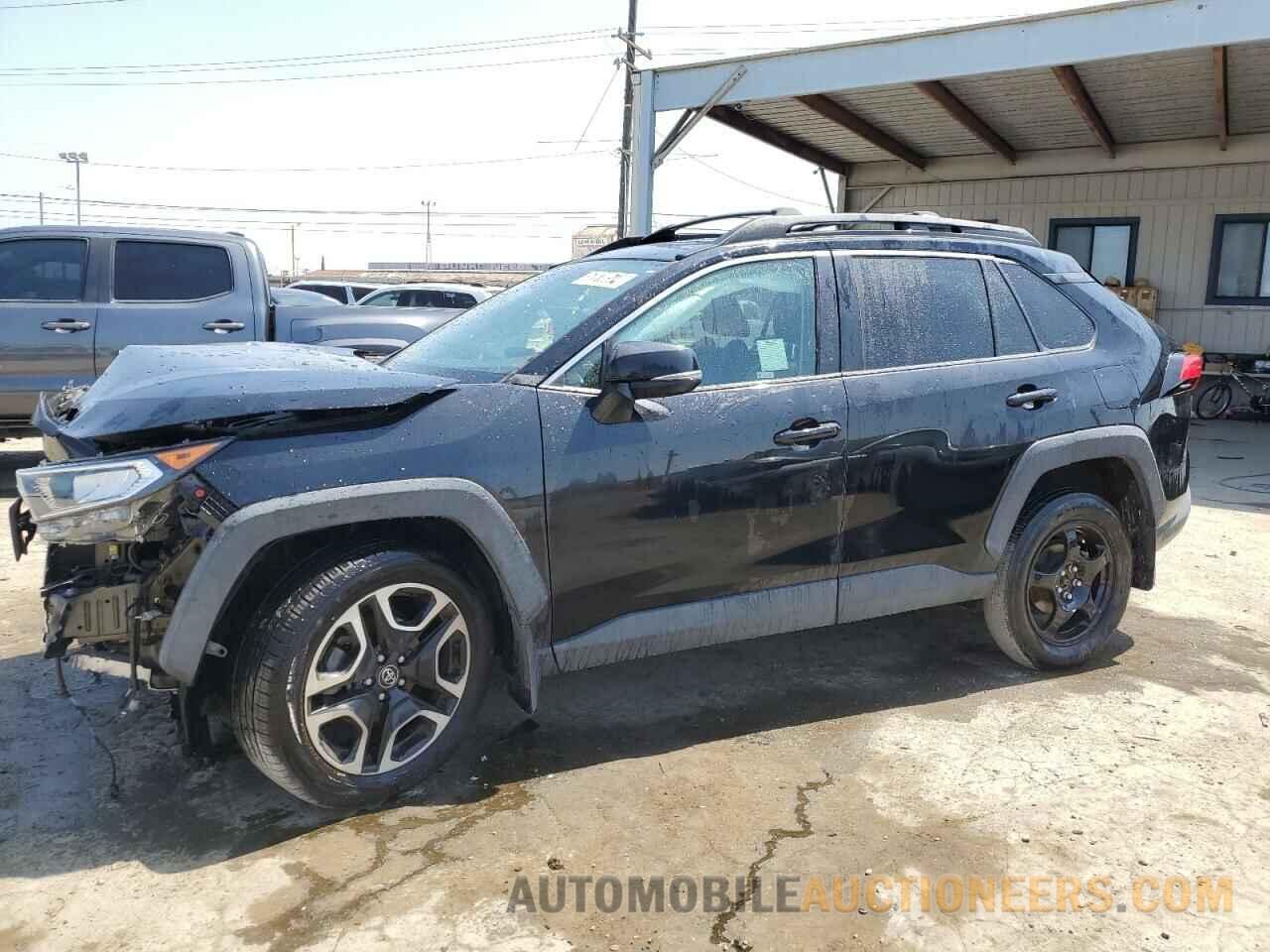 2T3J1RFV1KW006512 TOYOTA RAV4 2019