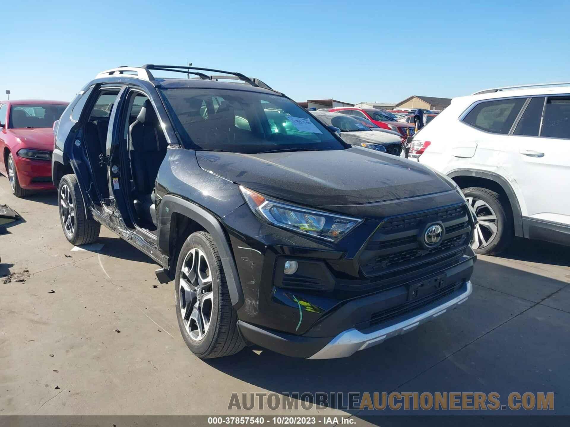 2T3J1RFV1KW006560 TOYOTA RAV4 2019