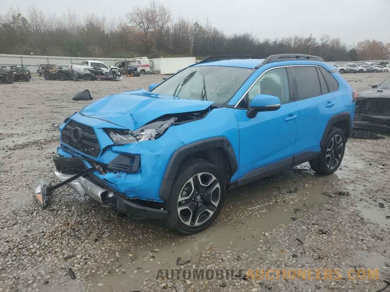 2T3J1RFV1KW016120 TOYOTA RAV4 2019