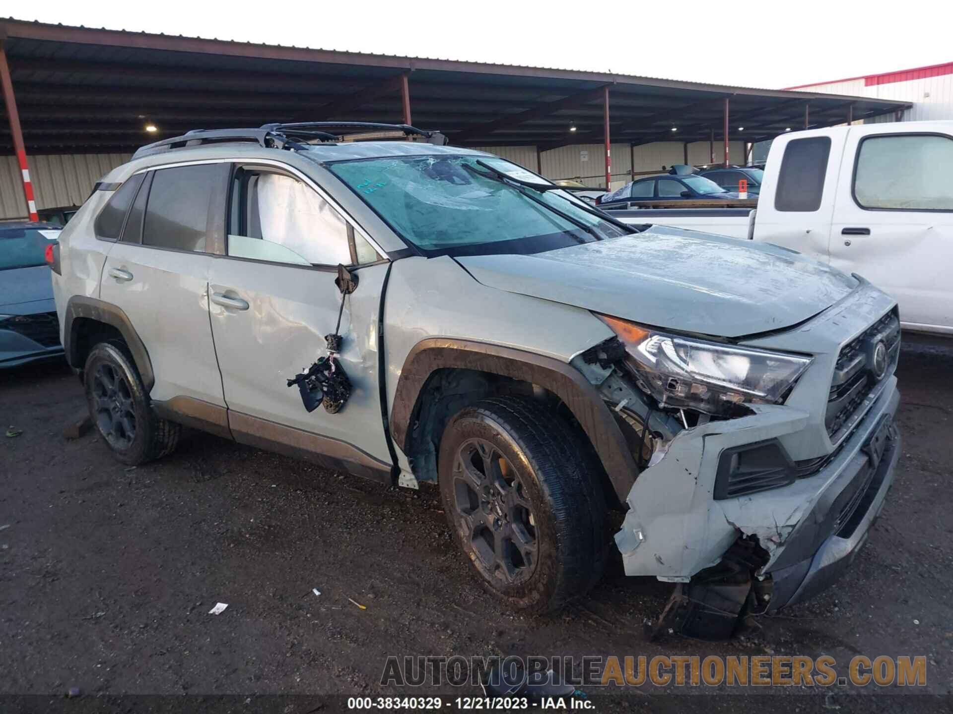 2T3J1RFV1LC078037 TOYOTA RAV4 2020