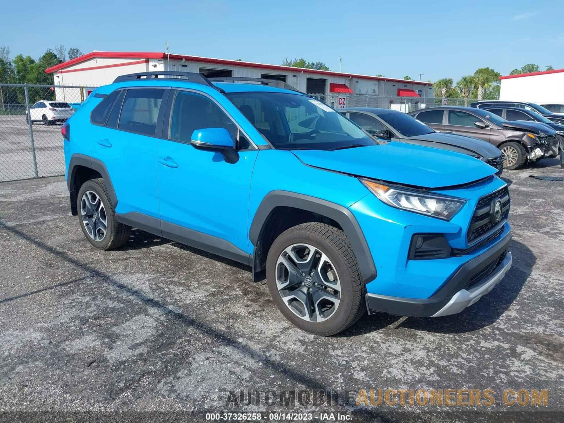 2T3J1RFV2KW039728 TOYOTA RAV4 2019