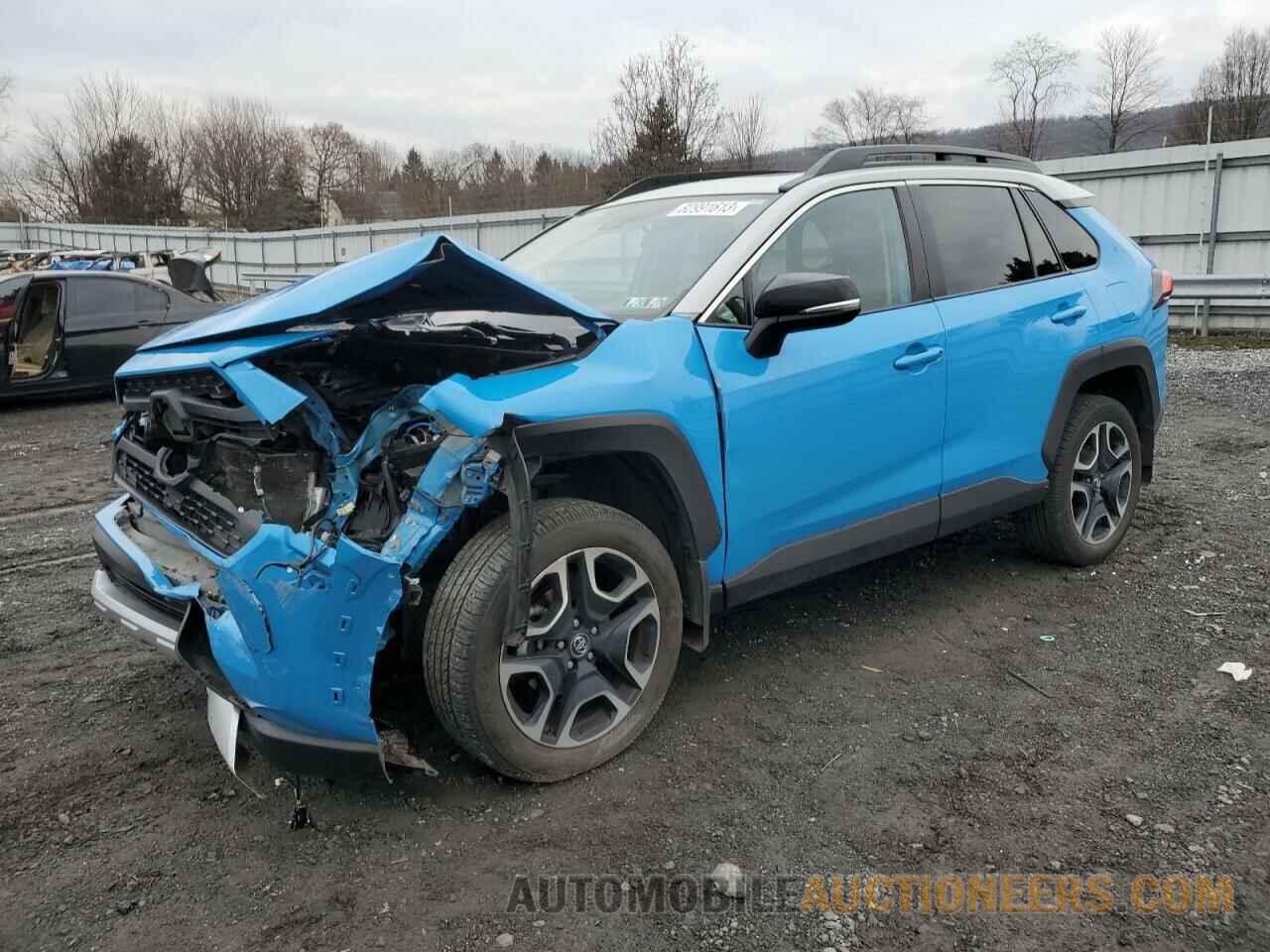 2T3J1RFV2KW050762 TOYOTA RAV4 2019