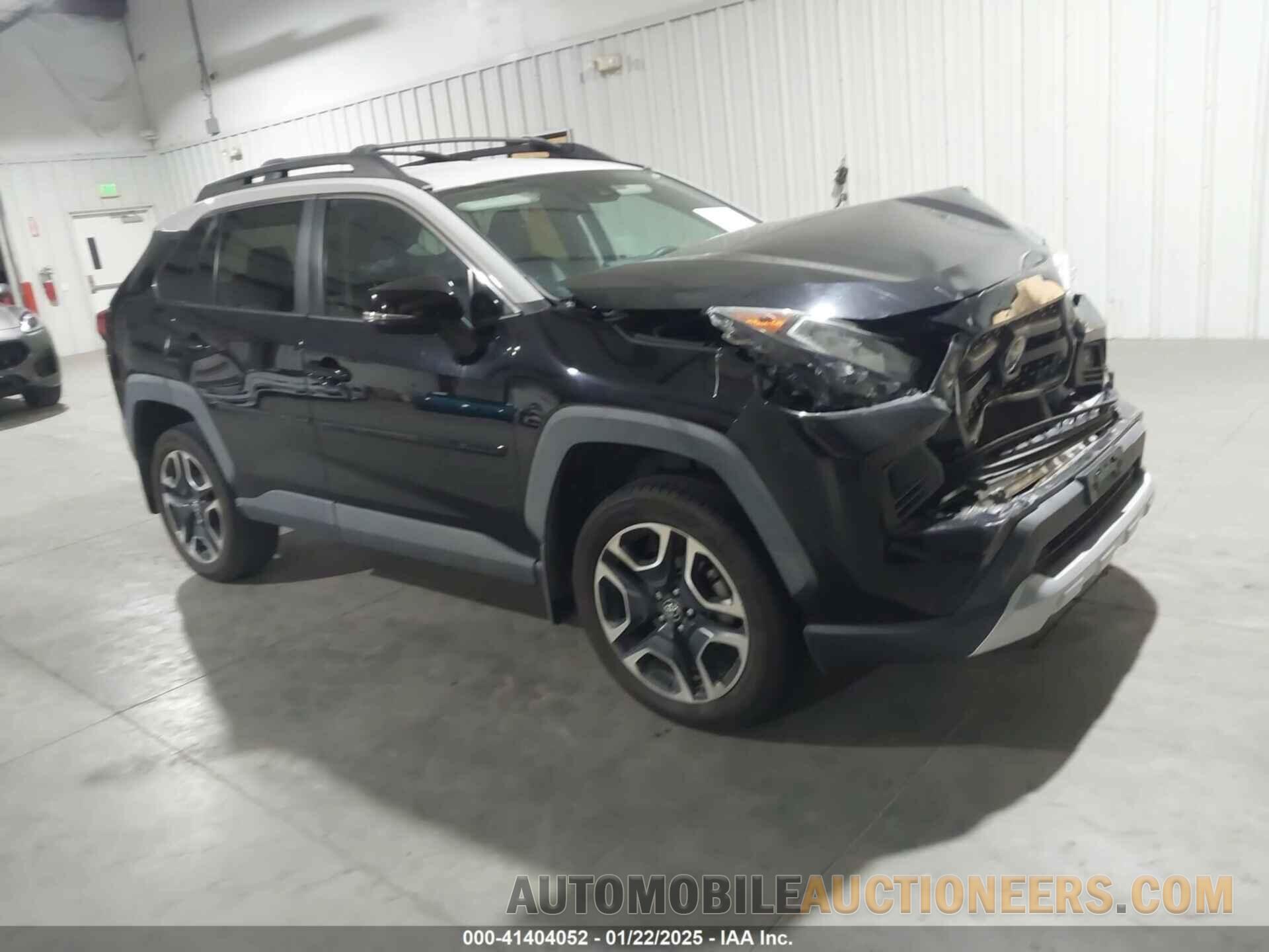 2T3J1RFV3KC018064 TOYOTA RAV4 2019