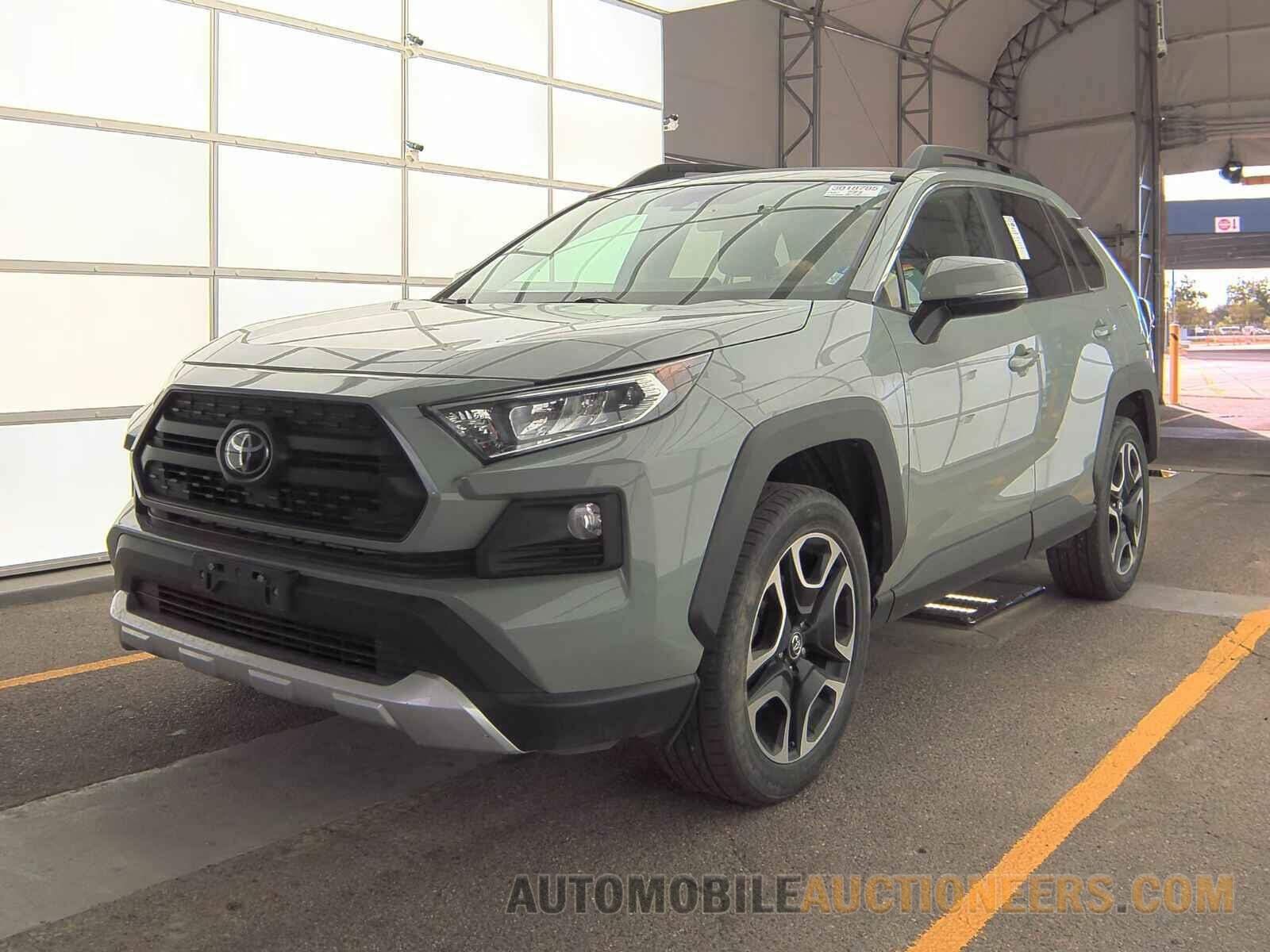 2T3J1RFV3KC032224 Toyota RAV4 2019