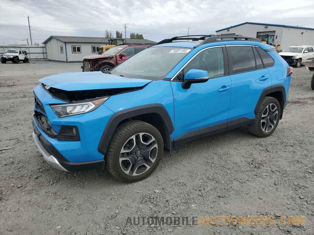 2T3J1RFV3KW009833 TOYOTA RAV4 2019