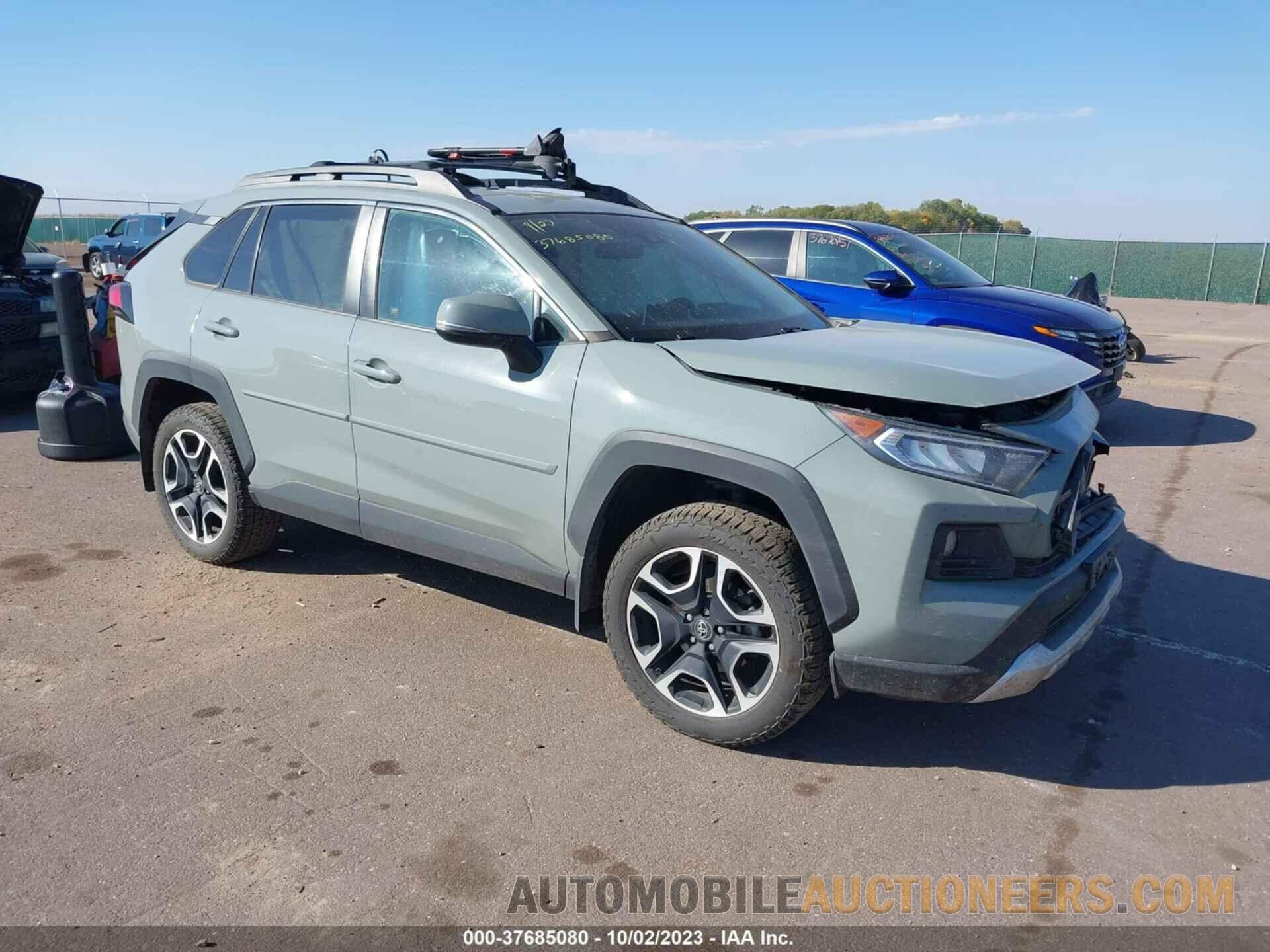 2T3J1RFV3KW013171 TOYOTA RAV4 2019