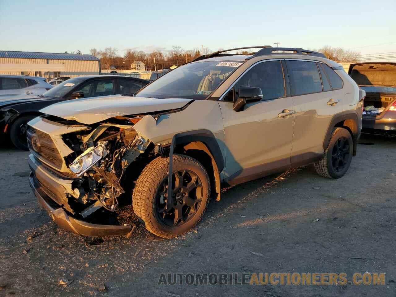 2T3J1RFV3LC107473 TOYOTA RAV4 2020