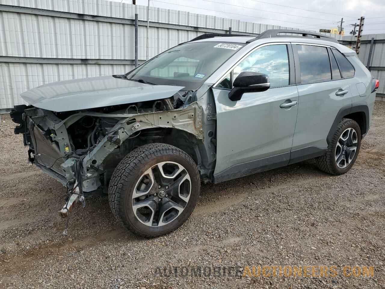 2T3J1RFV3LC121339 TOYOTA RAV4 2020