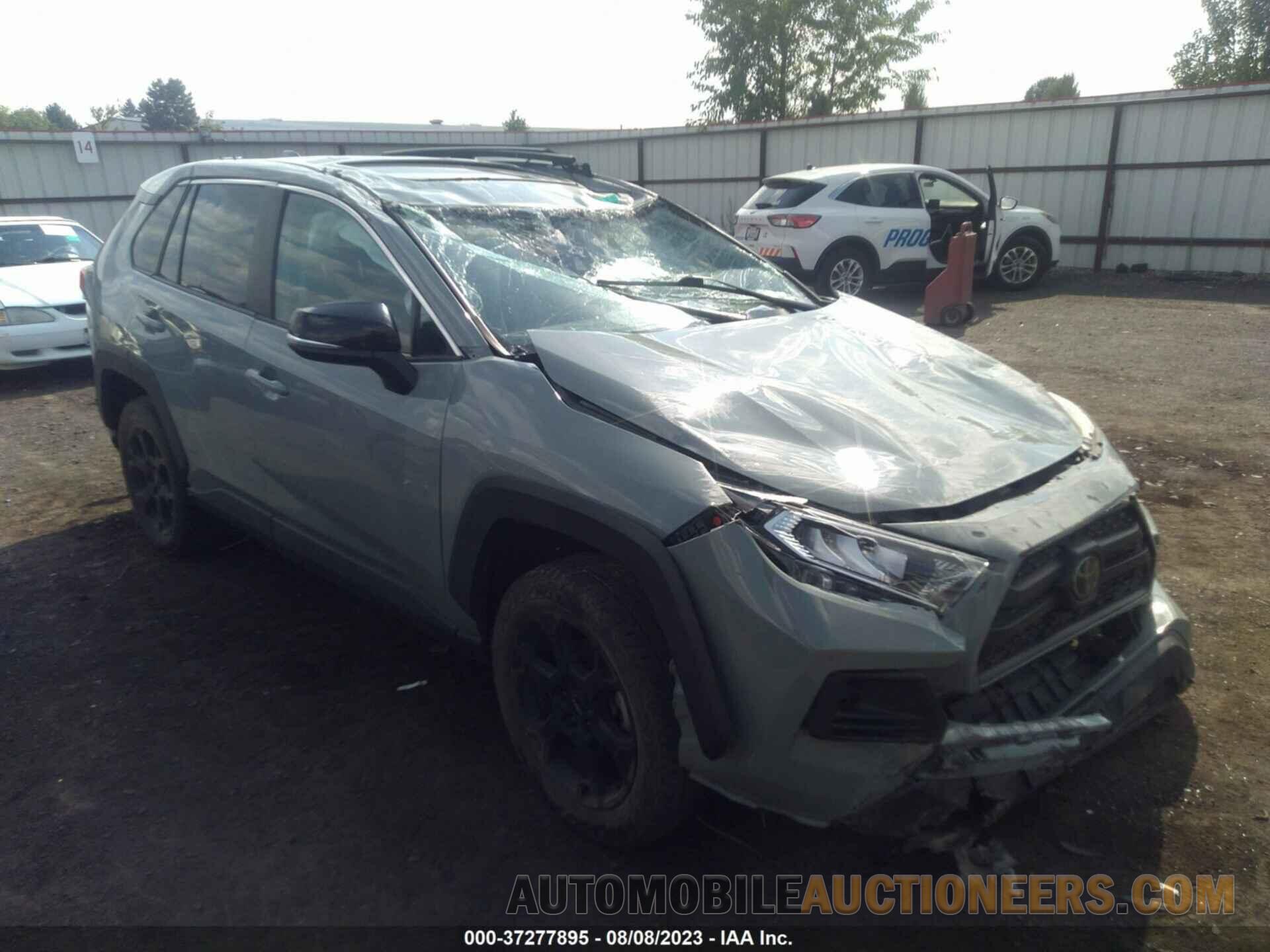 2T3J1RFV3LC134219 TOYOTA RAV4 2020