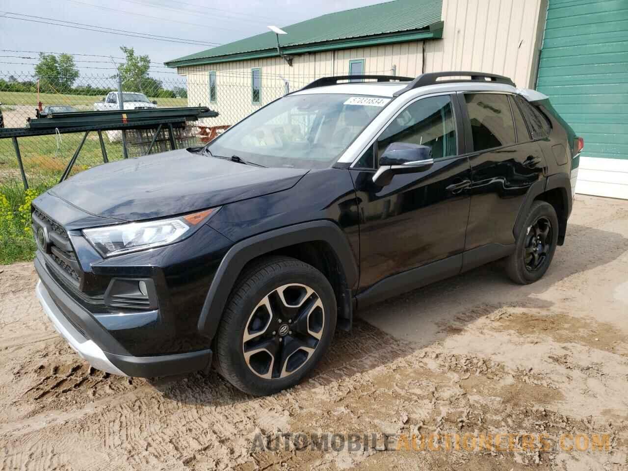 2T3J1RFV4KC043975 TOYOTA RAV4 2019