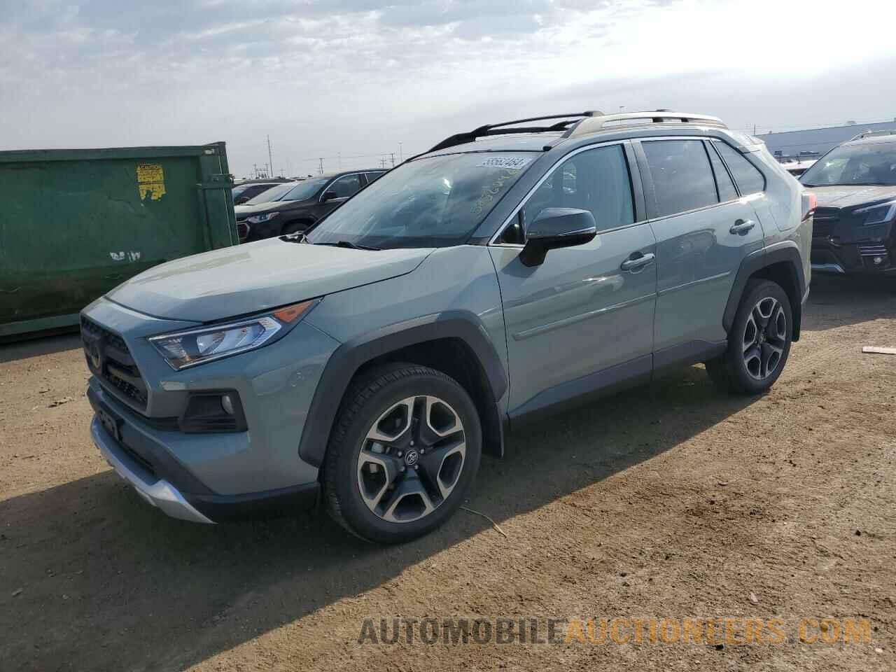 2T3J1RFV4KW021456 TOYOTA RAV4 2019