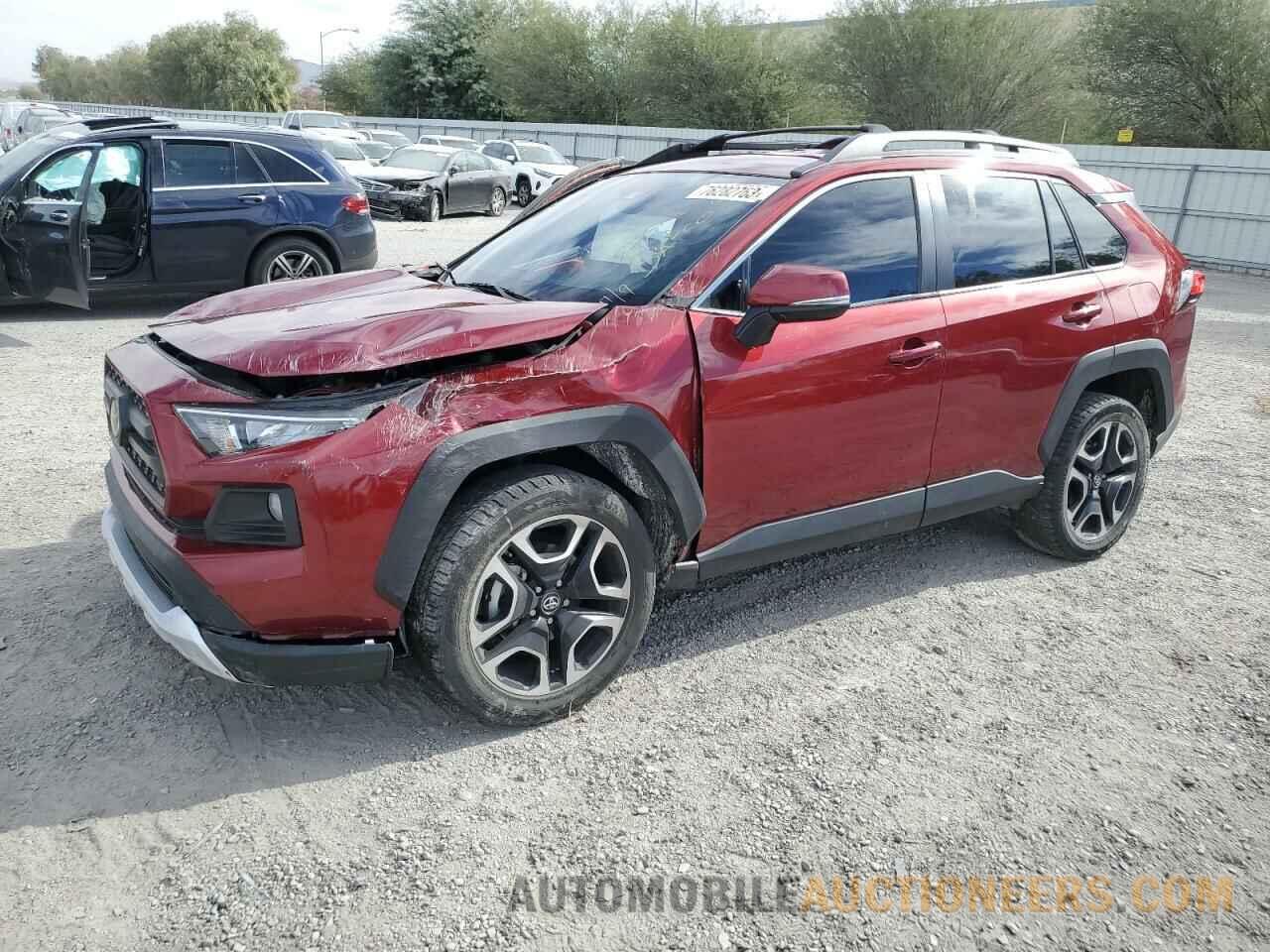 2T3J1RFV5KW012085 TOYOTA RAV4 2019