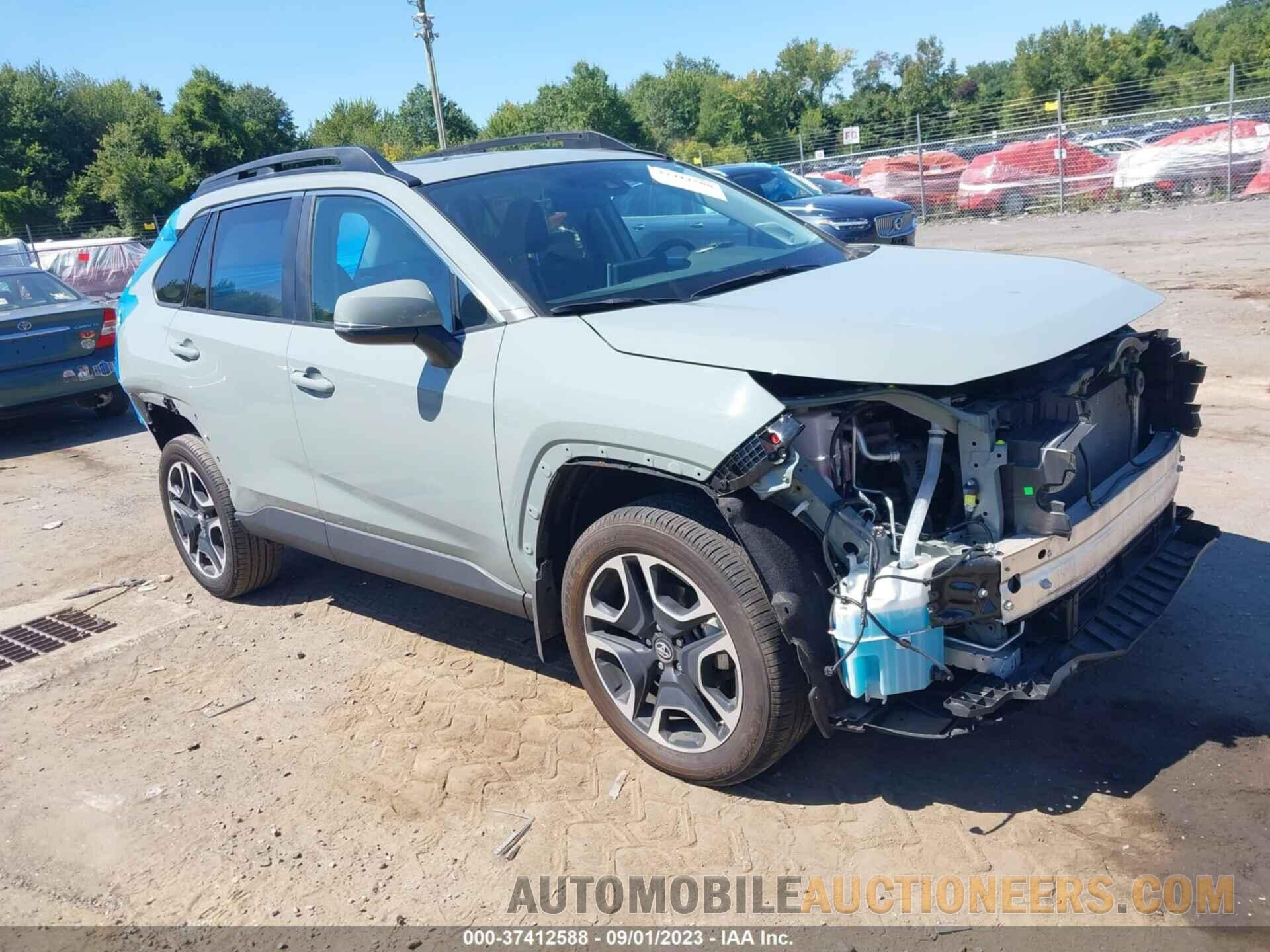 2T3J1RFV5KW021062 TOYOTA RAV4 2019