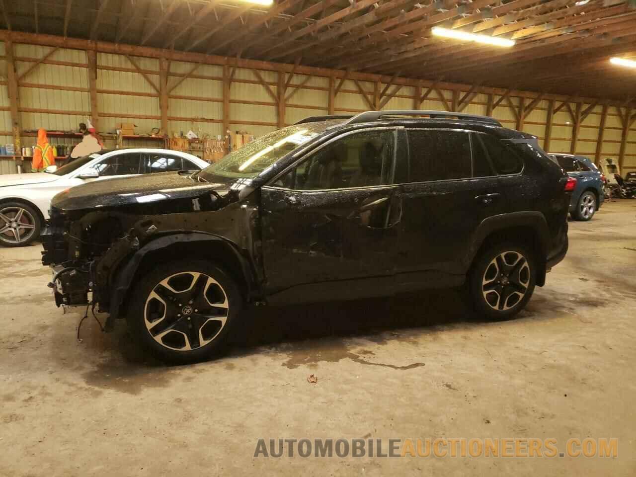 2T3J1RFV5KW036984 TOYOTA RAV4 2019