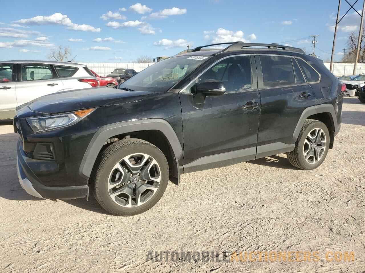 2T3J1RFV5KW050108 TOYOTA RAV4 2019