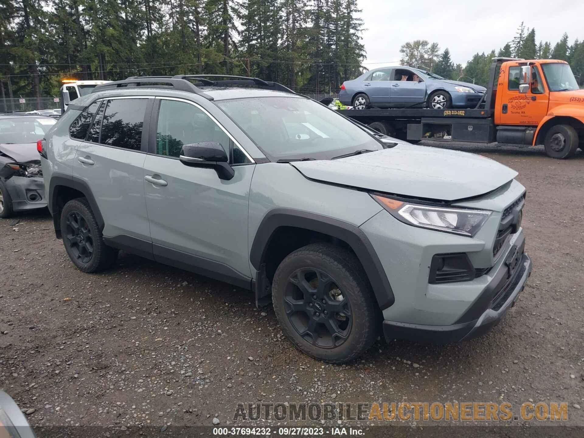 2T3J1RFV5LC123898 TOYOTA RAV4 2020