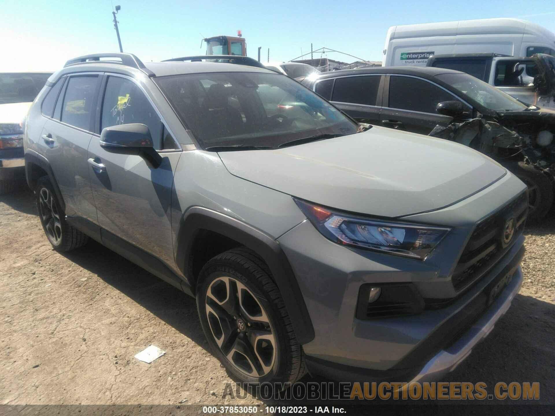 2T3J1RFV5MW161082 TOYOTA RAV4 2021