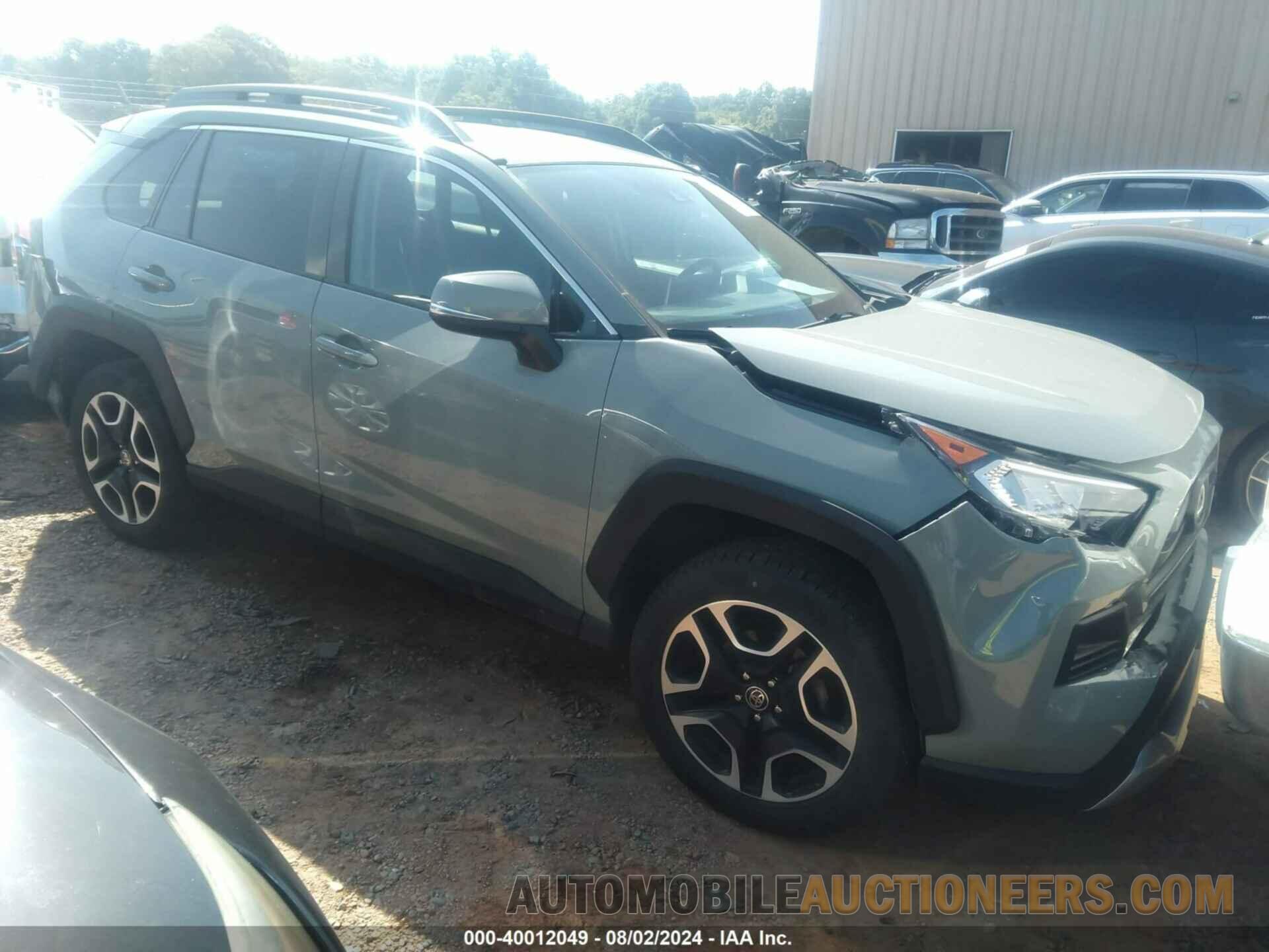 2T3J1RFV5MW212368 TOYOTA RAV4 2021