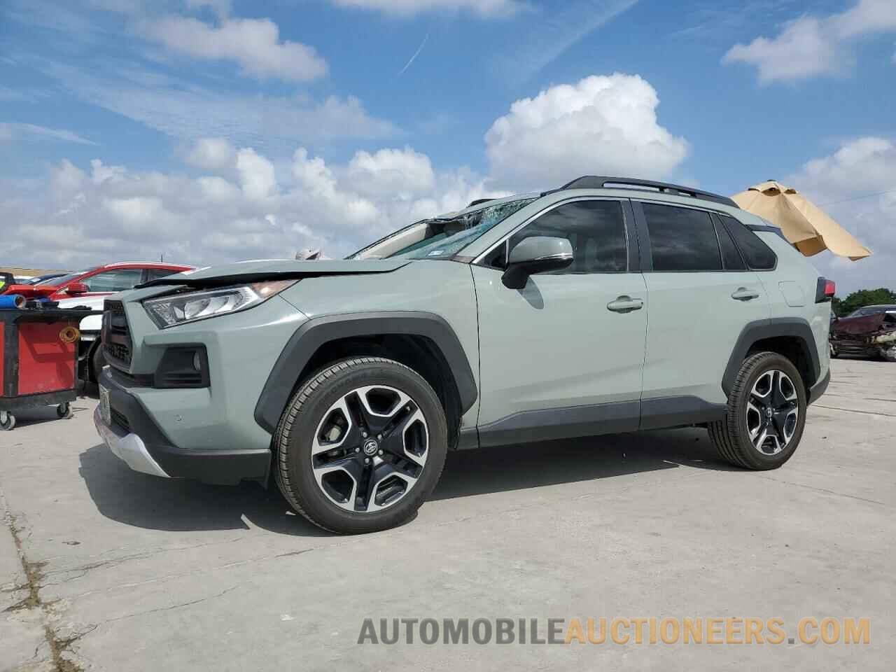 2T3J1RFV6KW003640 TOYOTA RAV4 2019