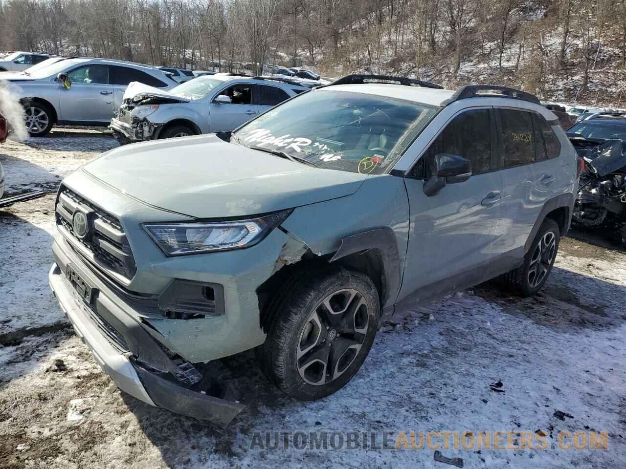 2T3J1RFV7KC015507 TOYOTA RAV4 2019