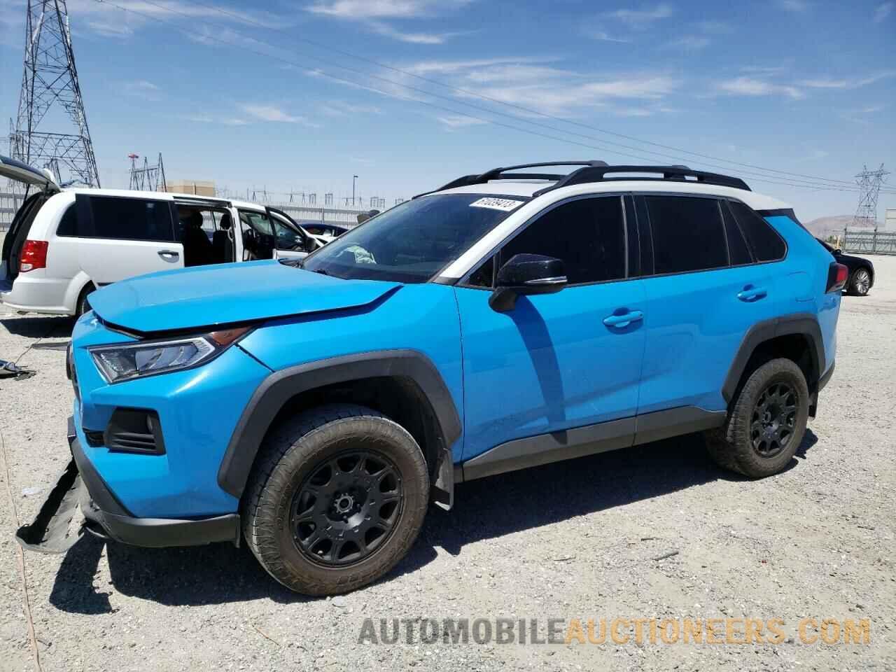 2T3J1RFV7KC016799 TOYOTA RAV4 2019