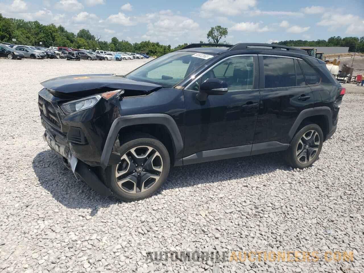 2T3J1RFV7KC032775 TOYOTA RAV4 2019