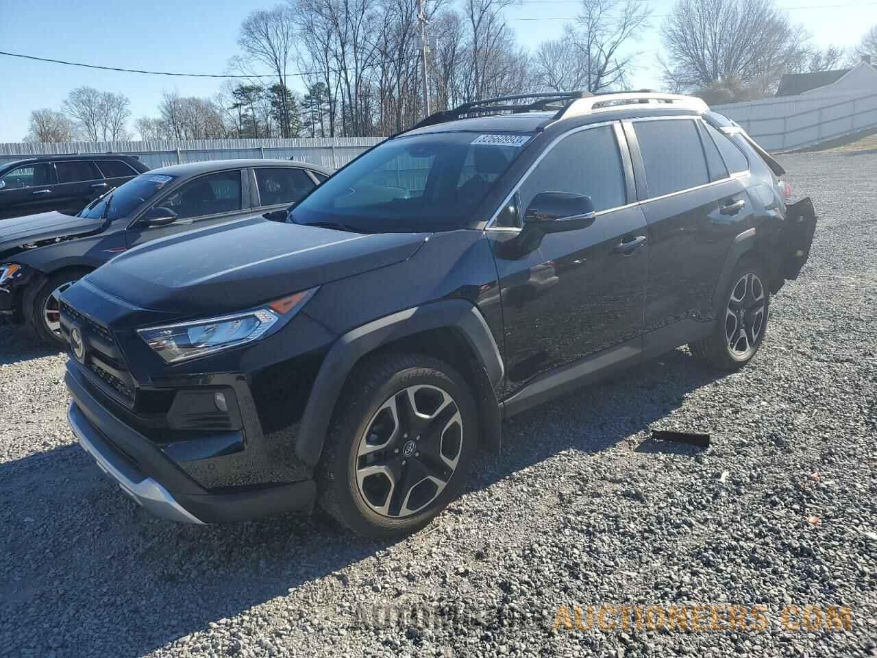 2T3J1RFV7KW007194 TOYOTA RAV4 2019