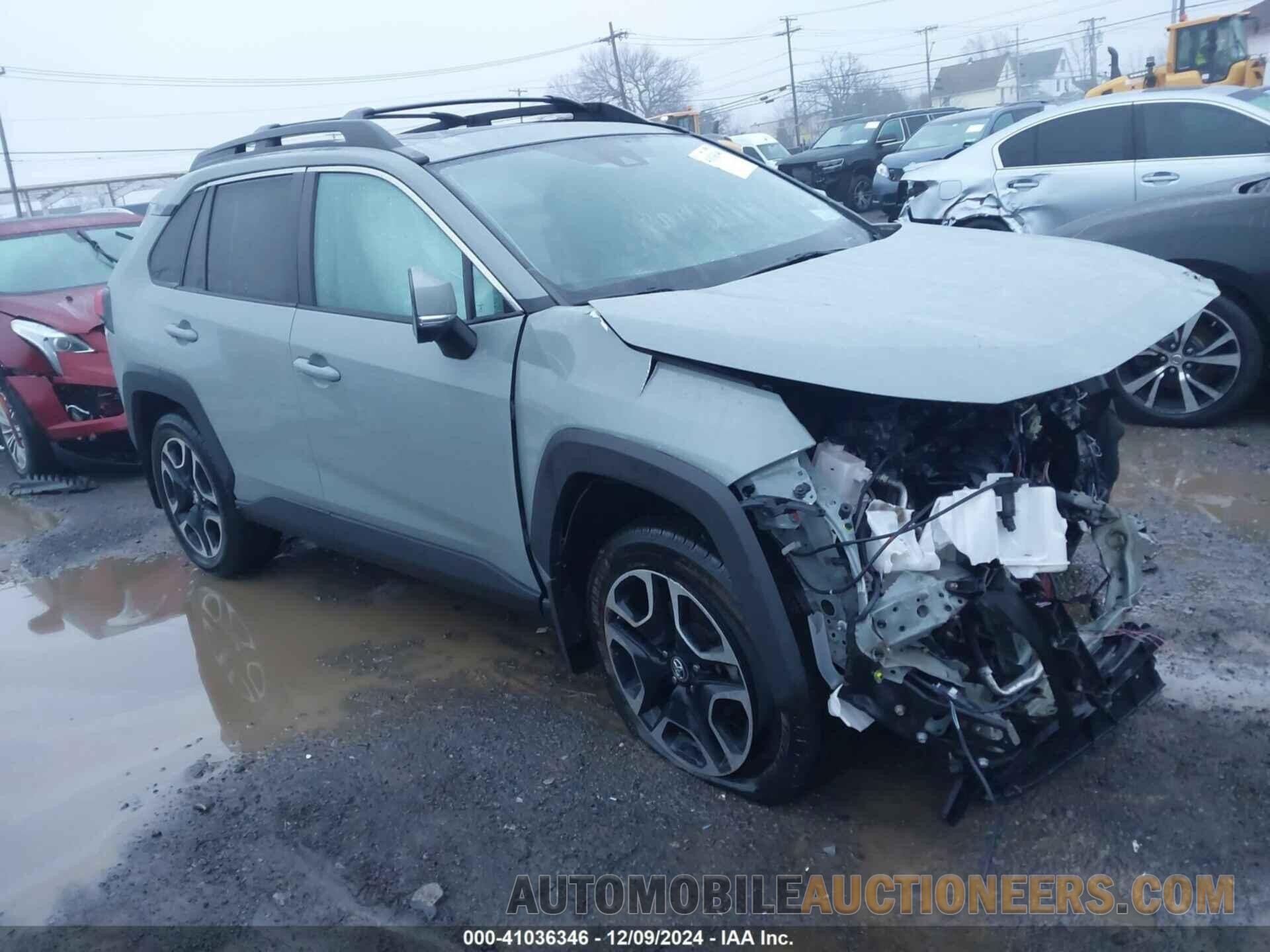 2T3J1RFV7KW007759 TOYOTA RAV4 2019